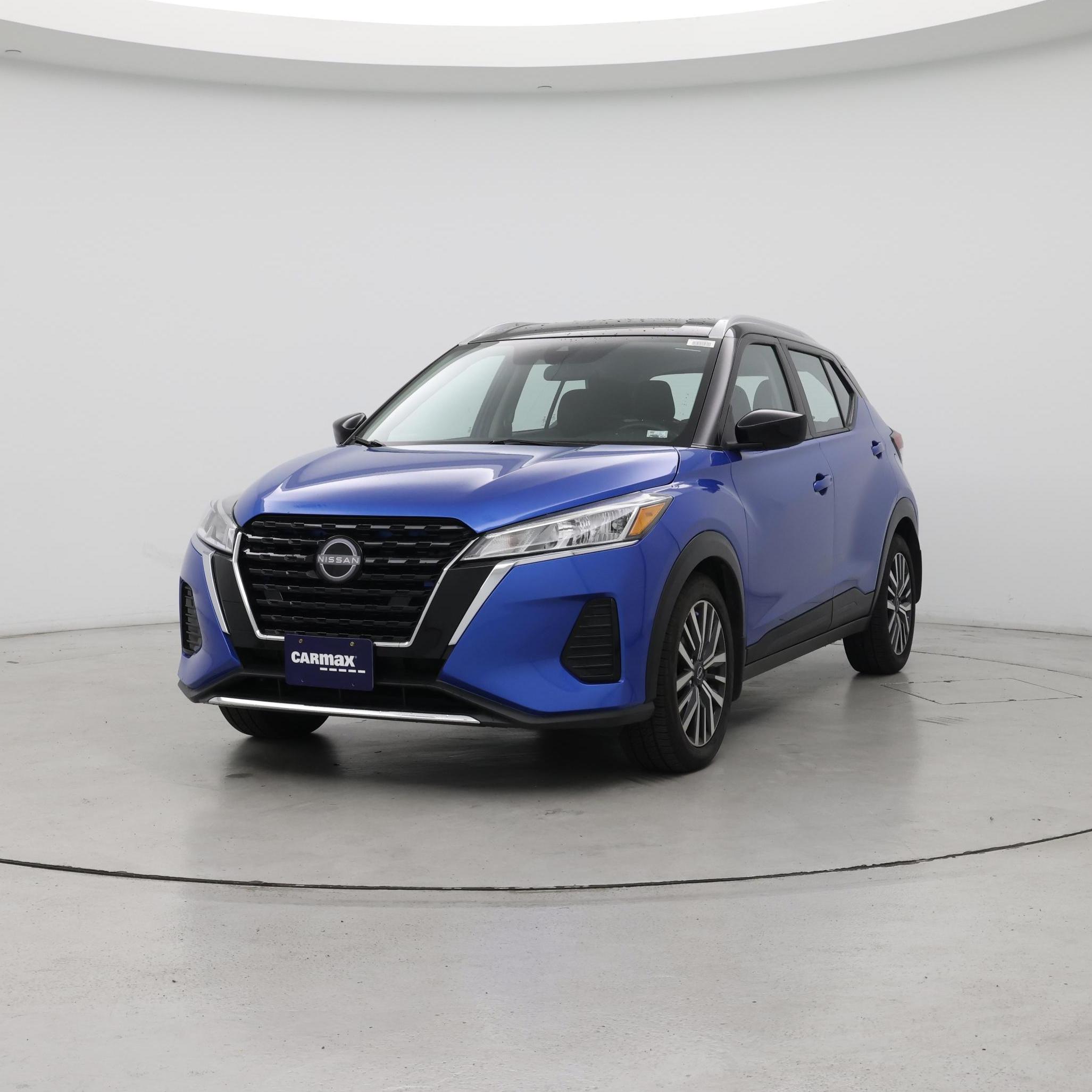 Thumbnail: 2023 Nissan Kicks - 4