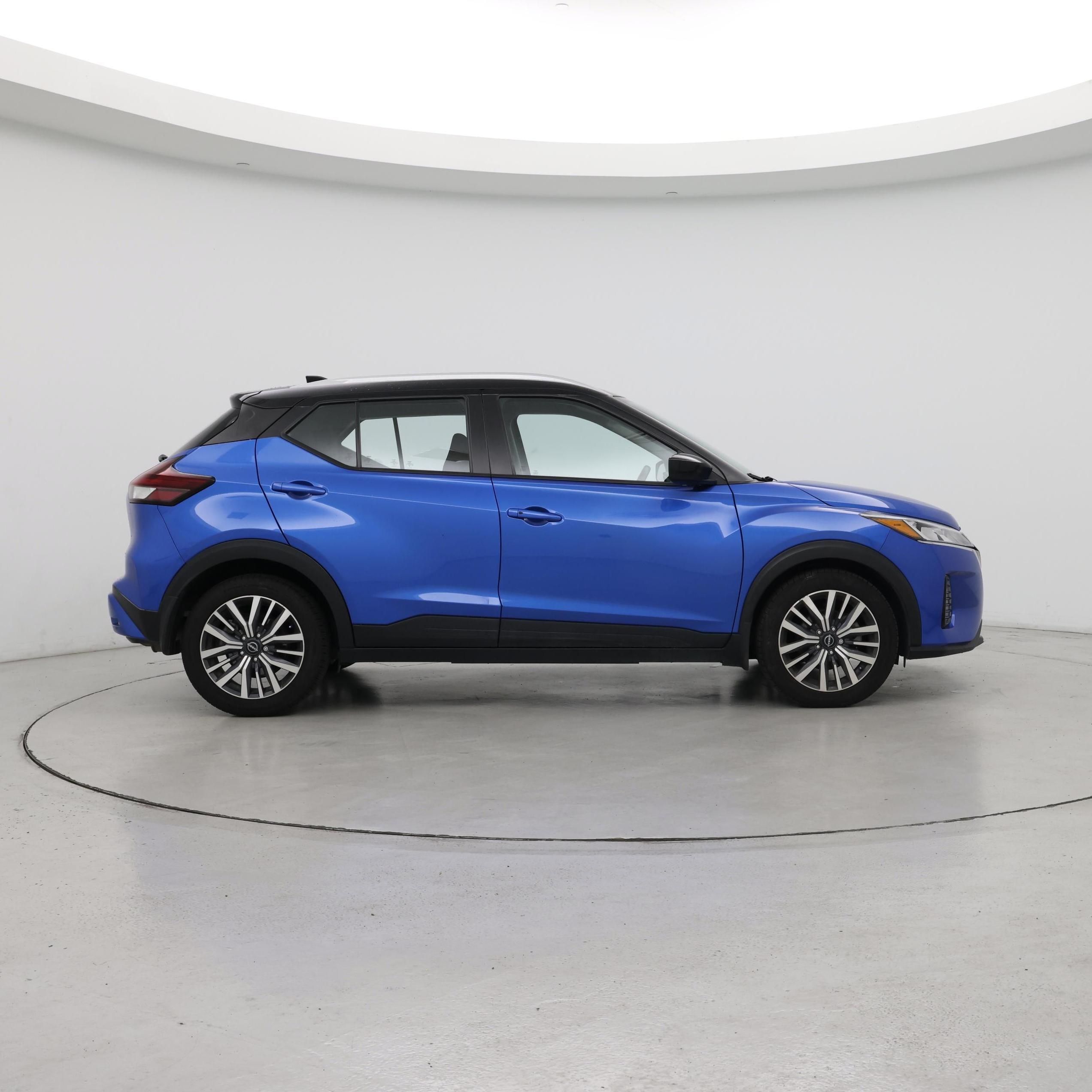 Thumbnail: 2023 Nissan Kicks - 7