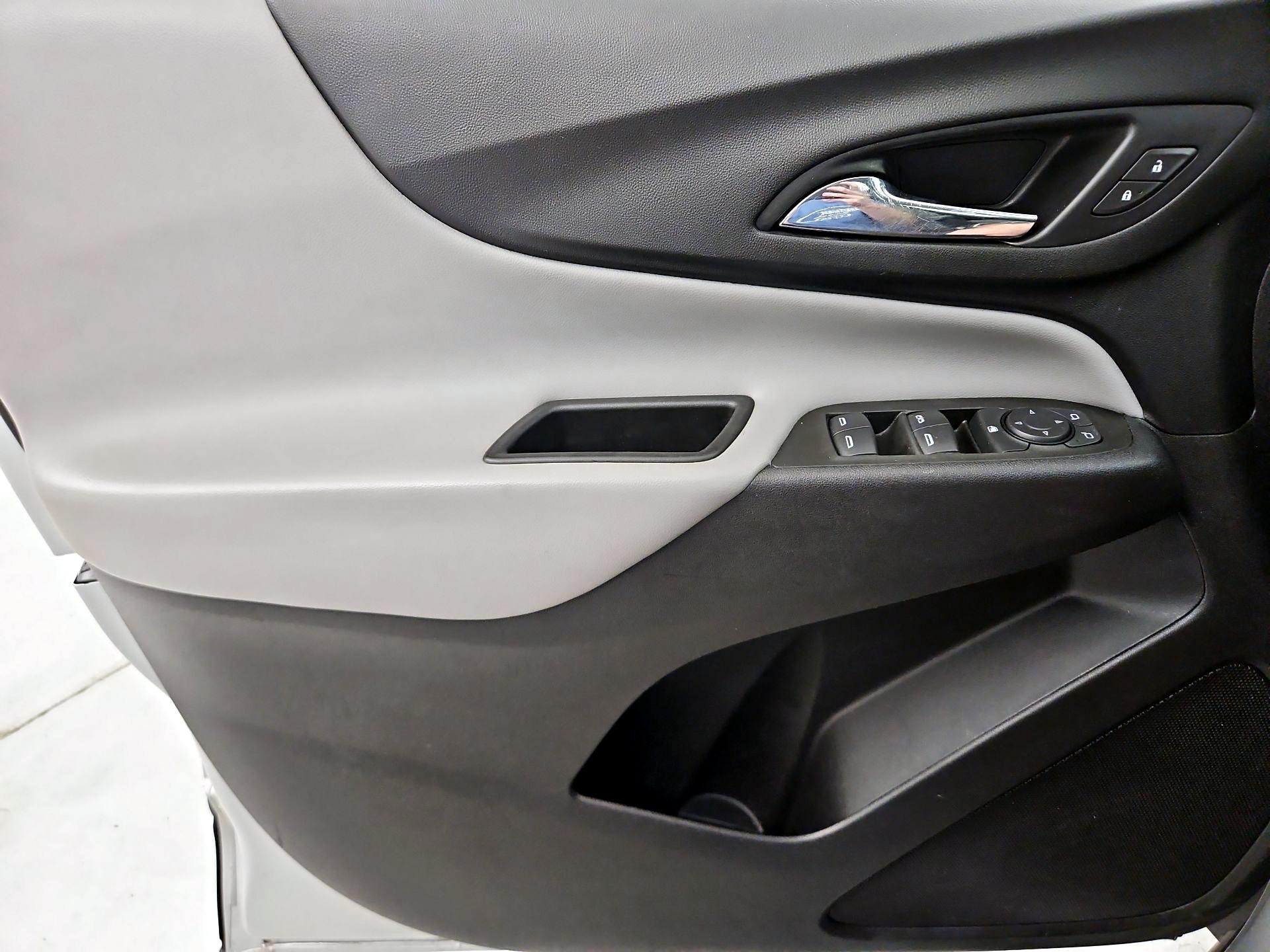 Thumbnail: 2020 Chevrolet Equinox - 12