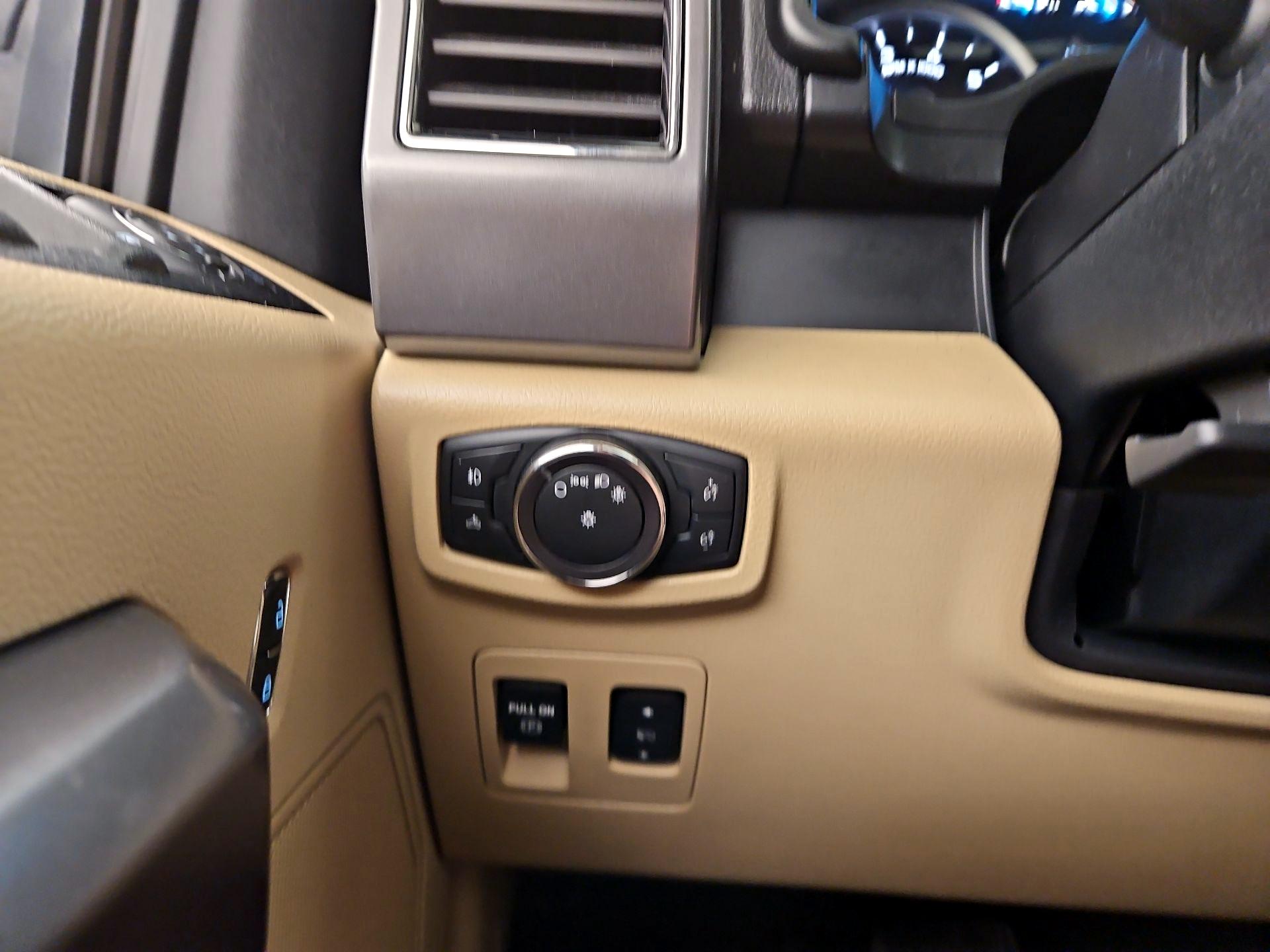 Thumbnail: 2019 Ford F-150 - 13