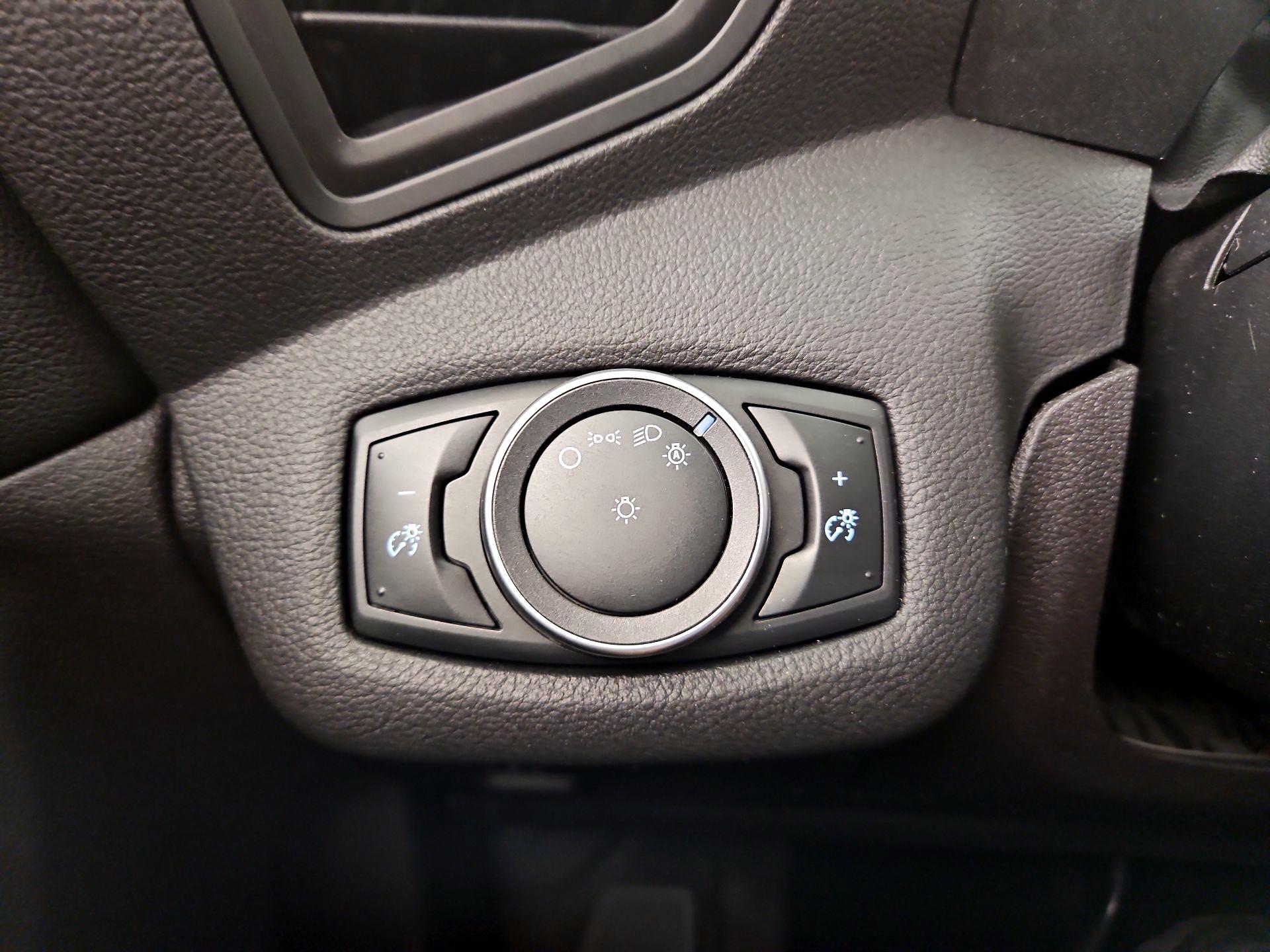 Thumbnail: 2016 Ford Escape - 13