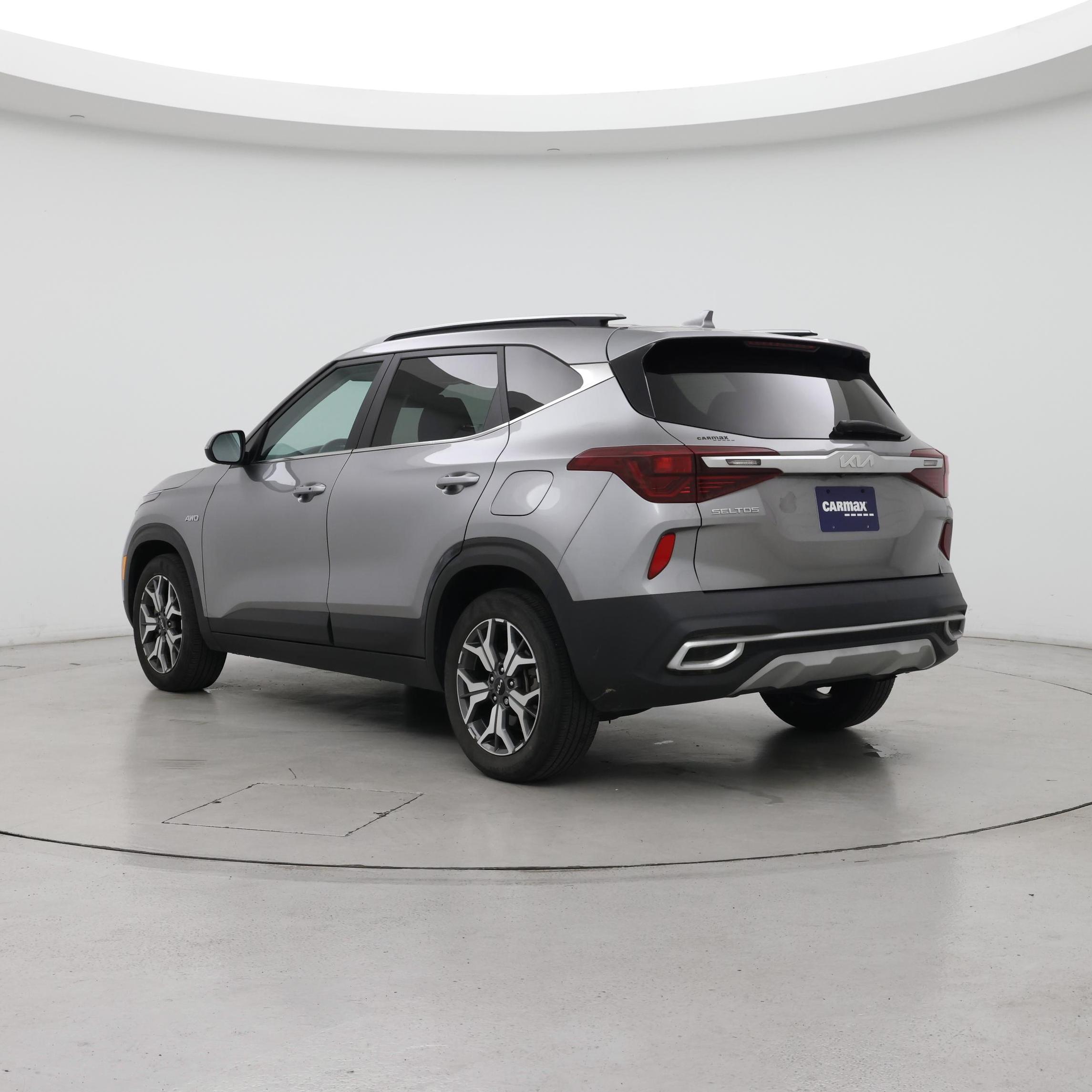 Thumbnail: 2022 Kia Seltos - 2