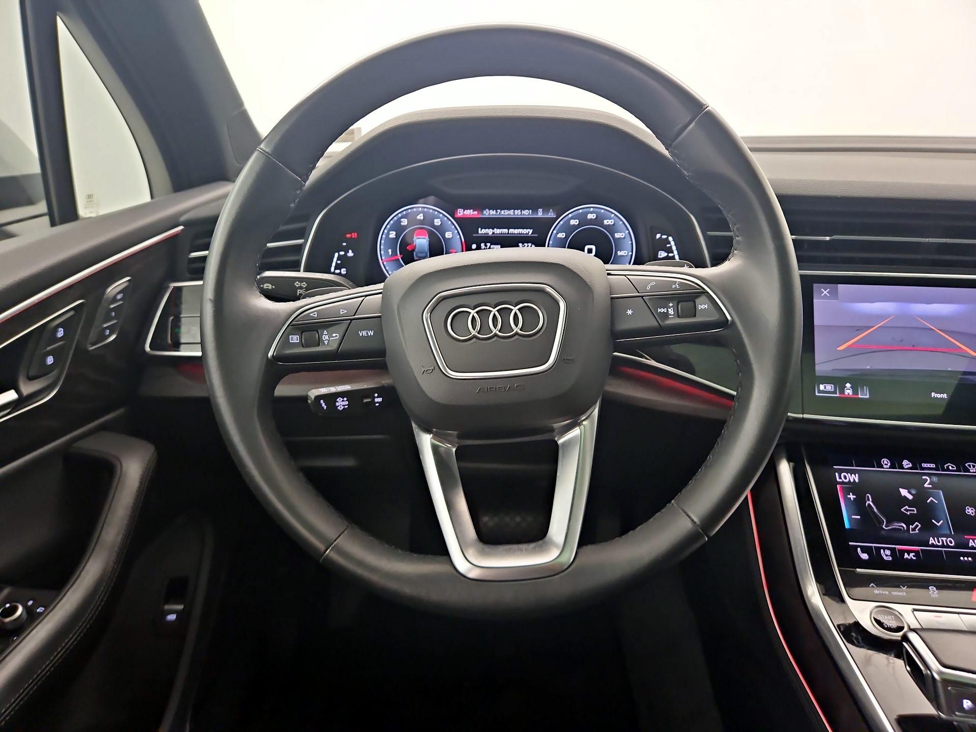 Thumbnail: 2022 Audi Q7 - 10