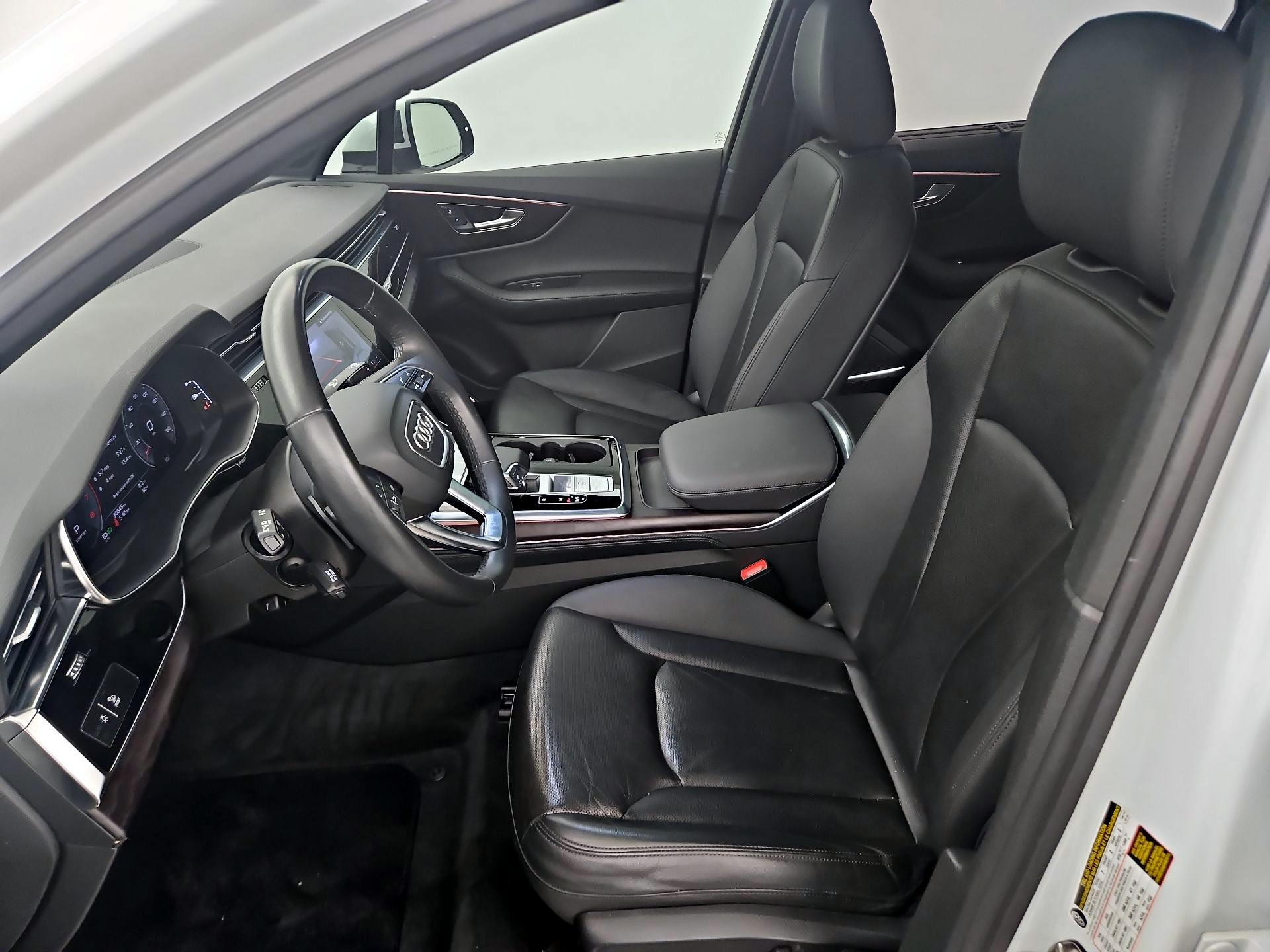 Thumbnail: 2022 Audi Q7 - 11