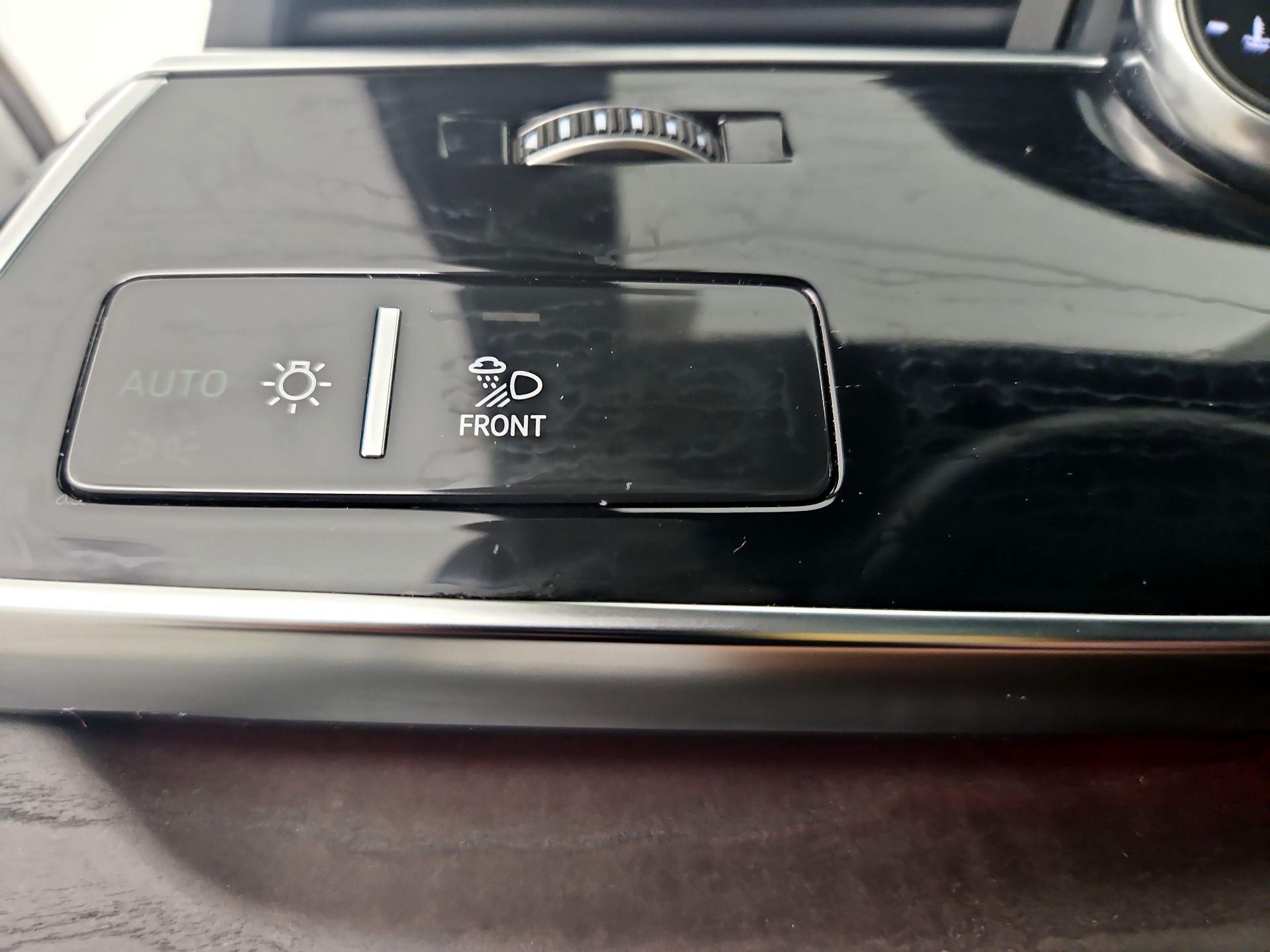 Thumbnail: 2022 Audi Q7 - 13