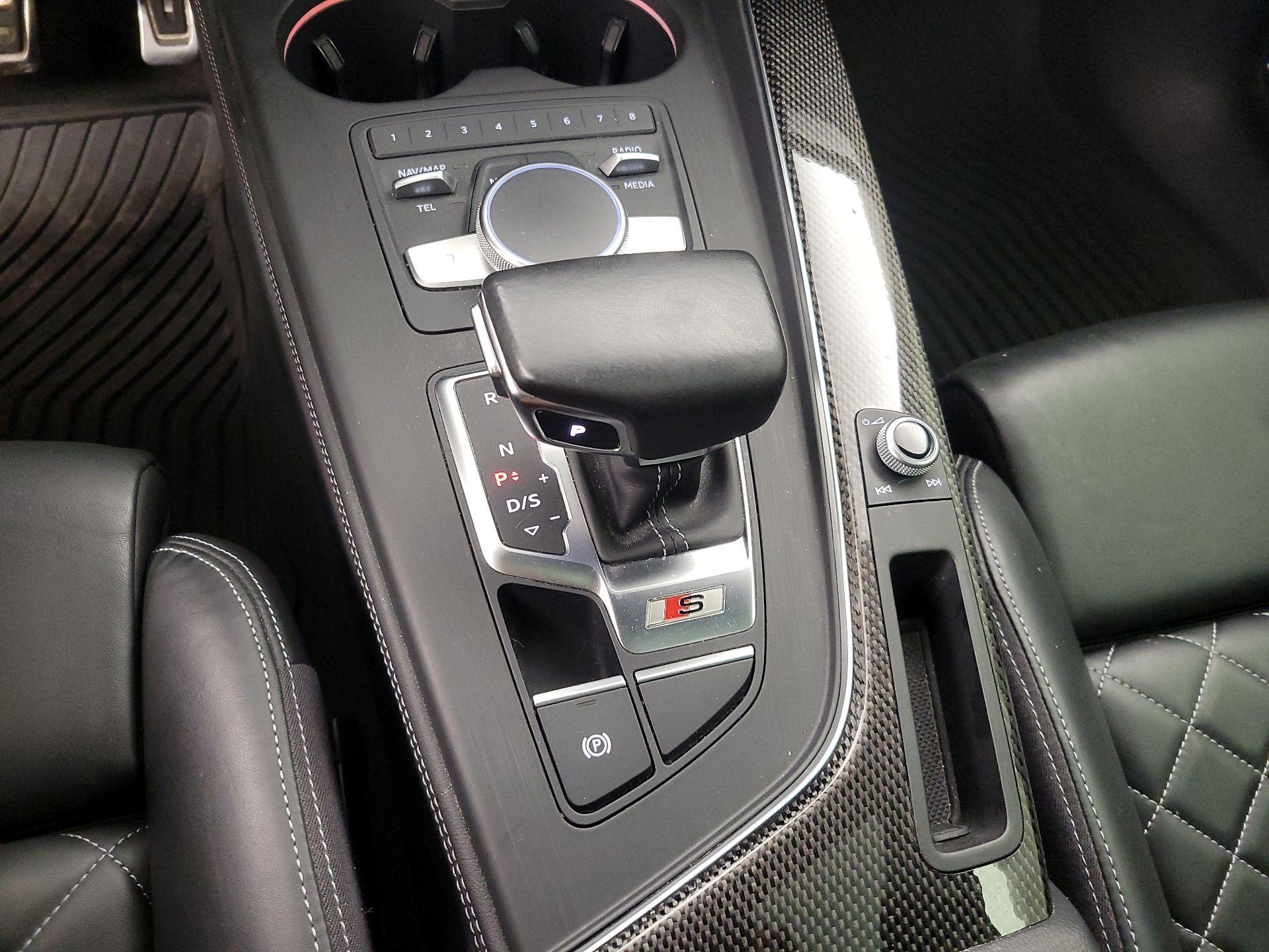 Thumbnail: 2018 Audi S5 - 18