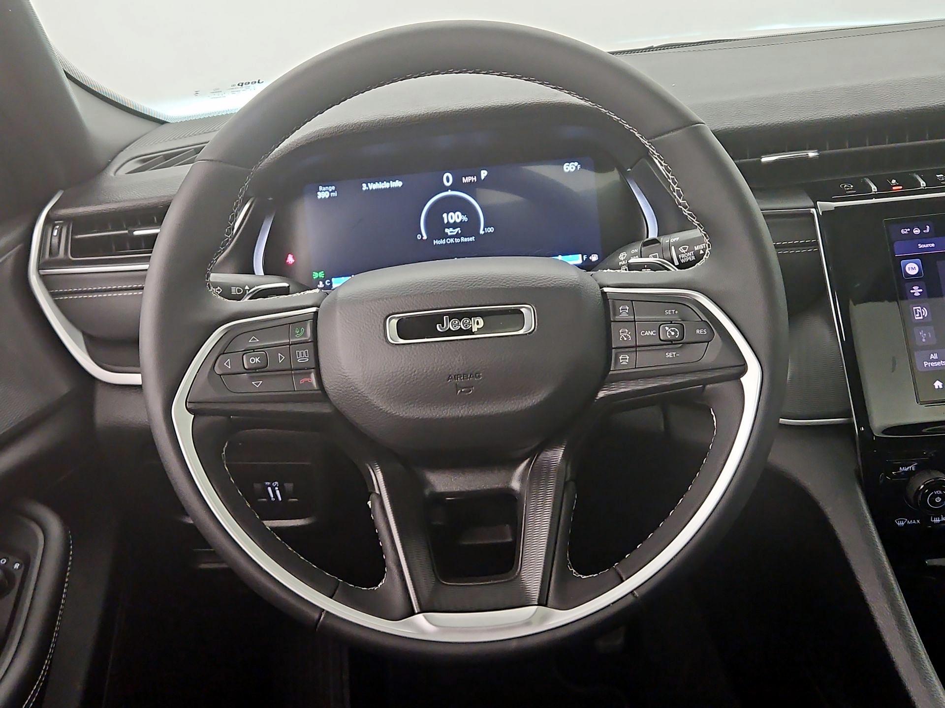 Thumbnail: 2025 Jeep Grand Cherokee - 10