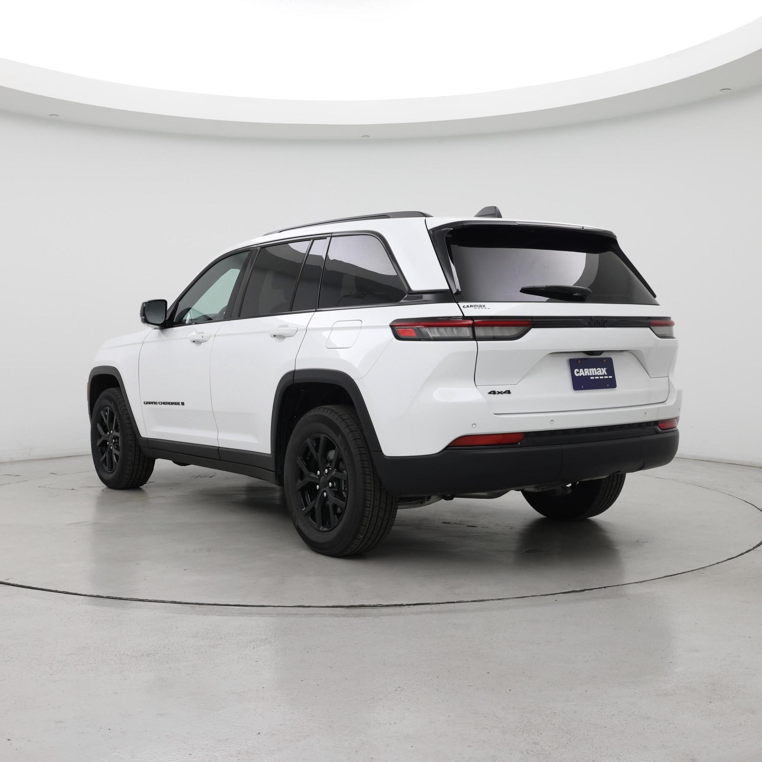 Thumbnail: 2025 Jeep Grand Cherokee - 2