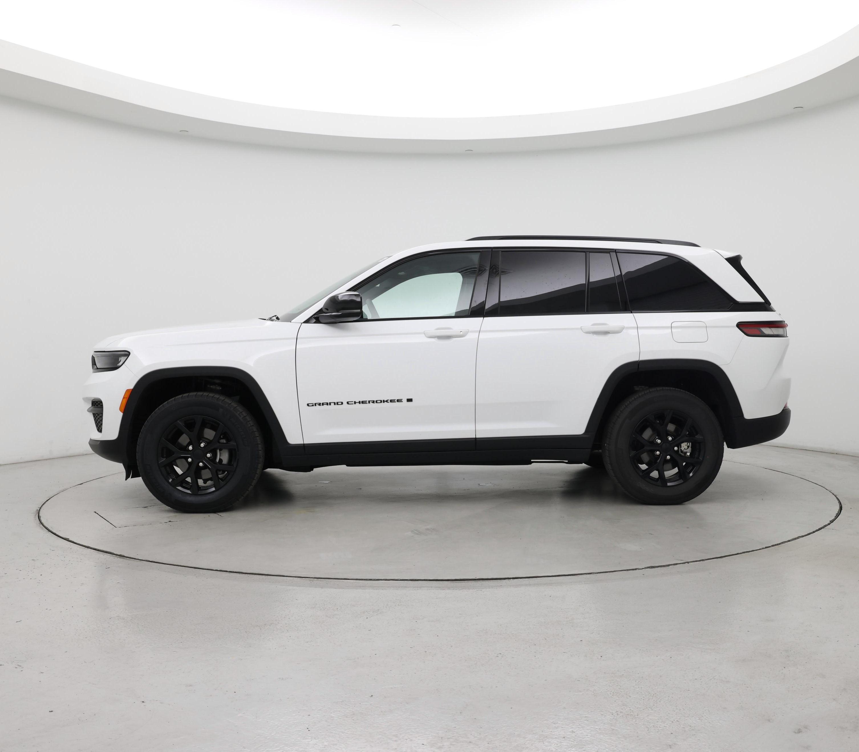 Thumbnail: 2025 Jeep Grand Cherokee - 3