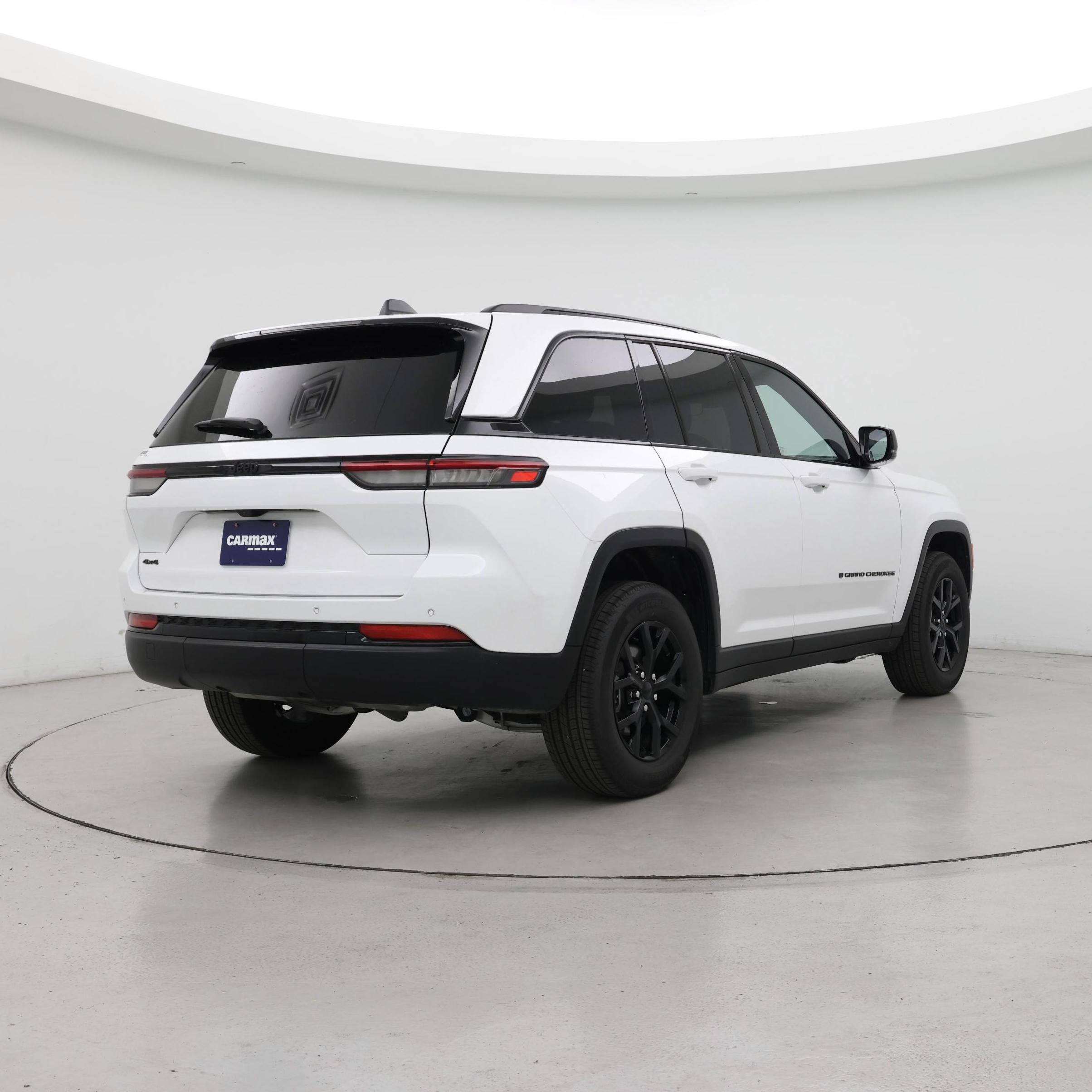 Thumbnail: 2025 Jeep Grand Cherokee - 8