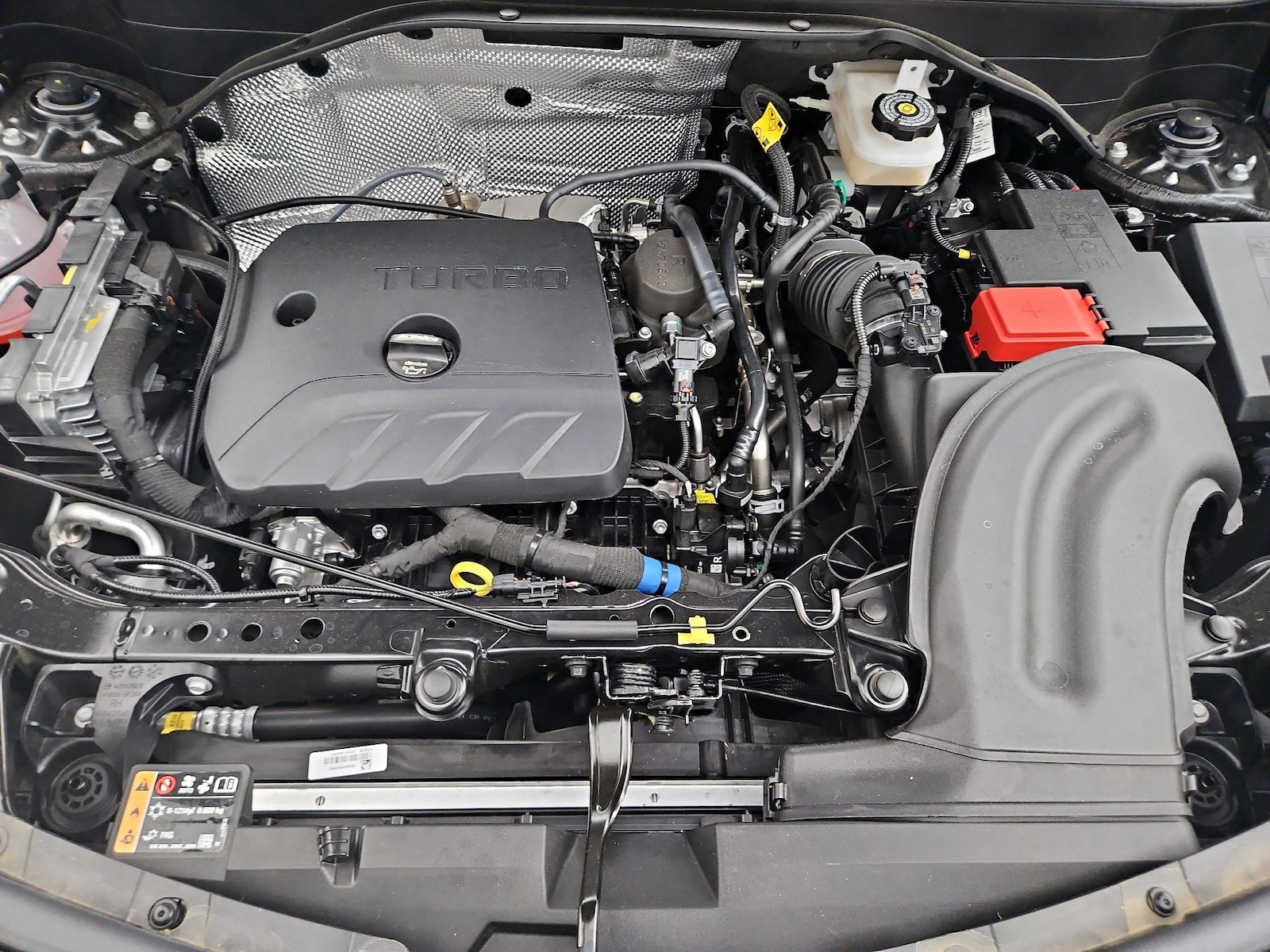 2026 Buick Encore GX Sport Touring - Photo 22