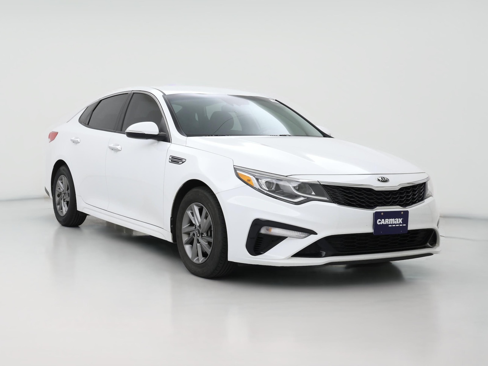 2019 Kia Optima LX - Photo 1