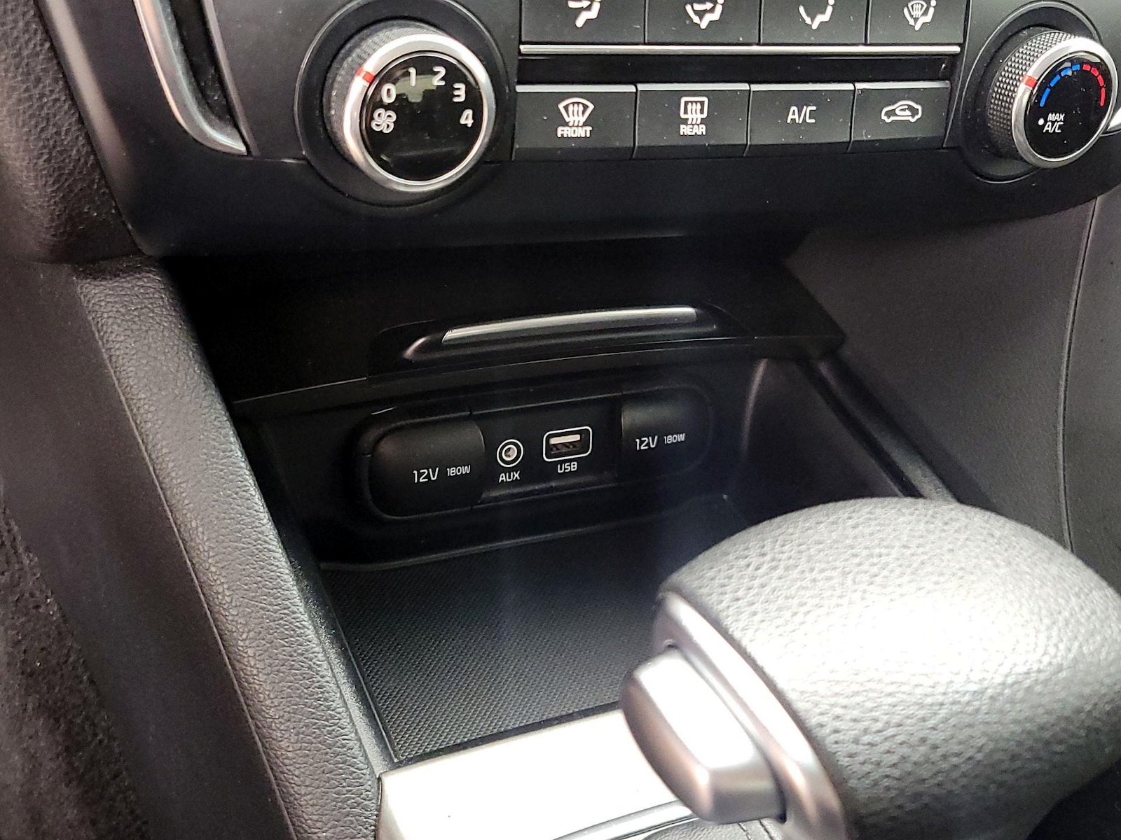 2019 Kia Optima LX - Photo 19
