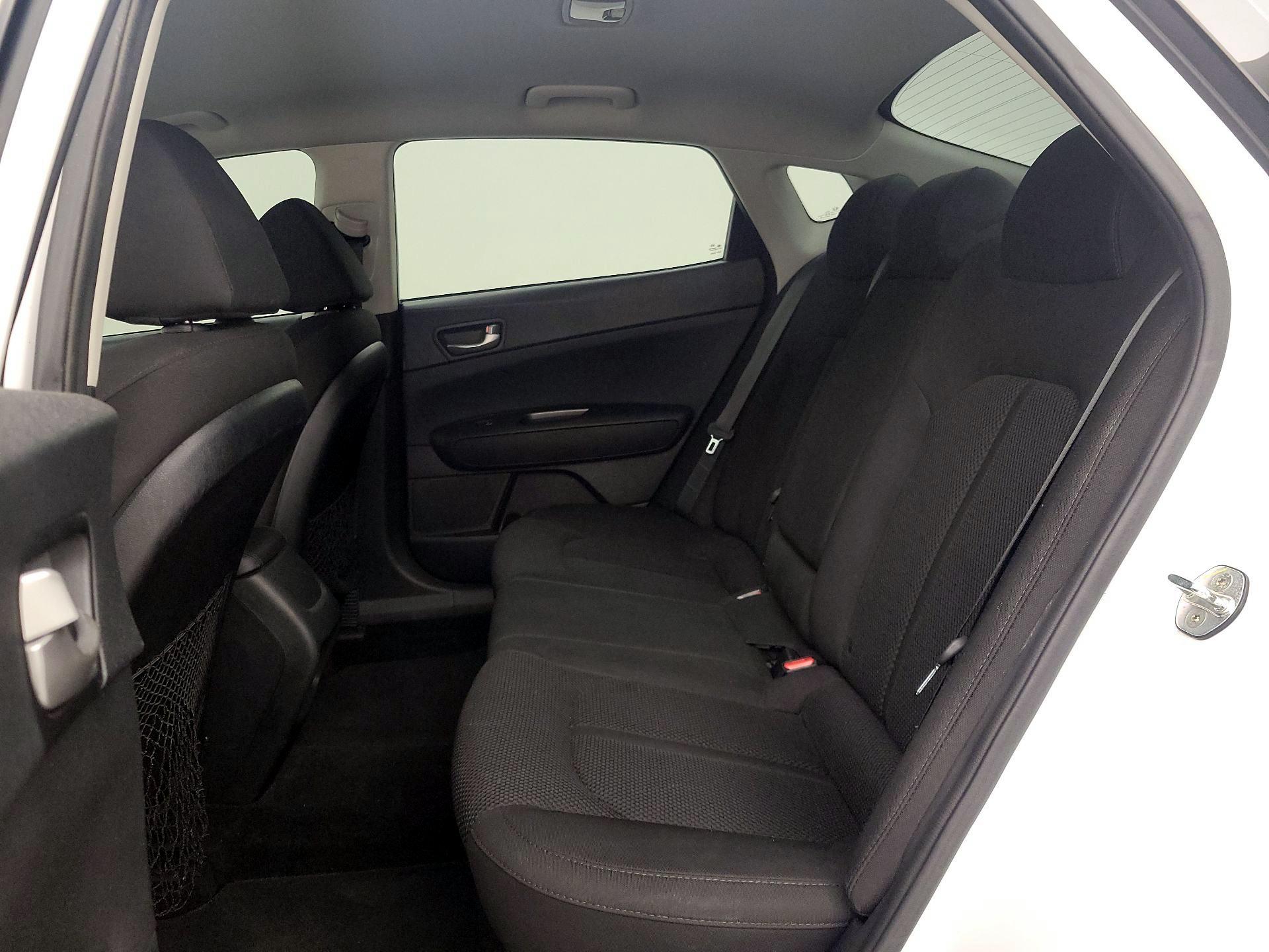 Thumbnail: 2019 Kia Optima - 19