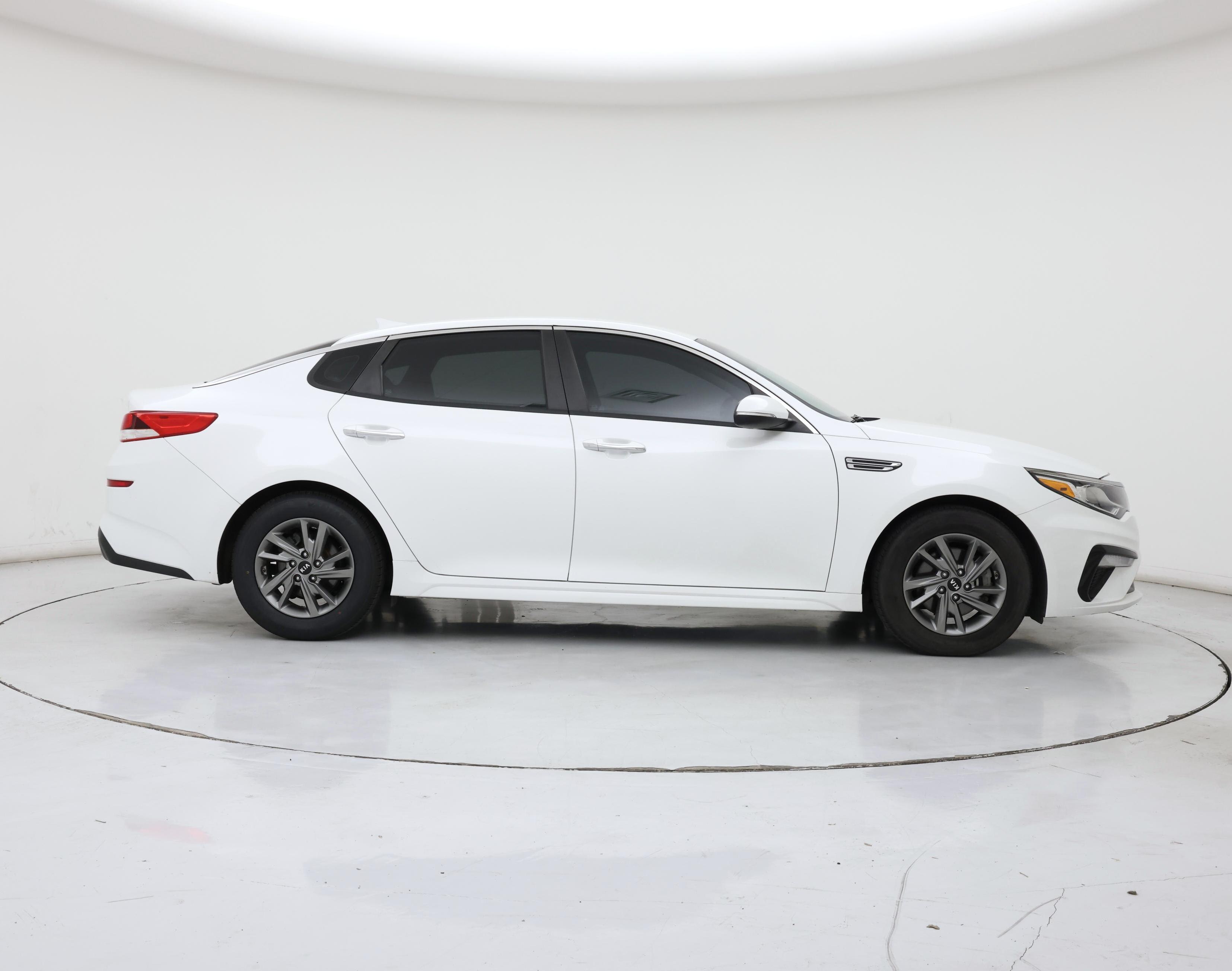Thumbnail: 2019 Kia Optima - 7