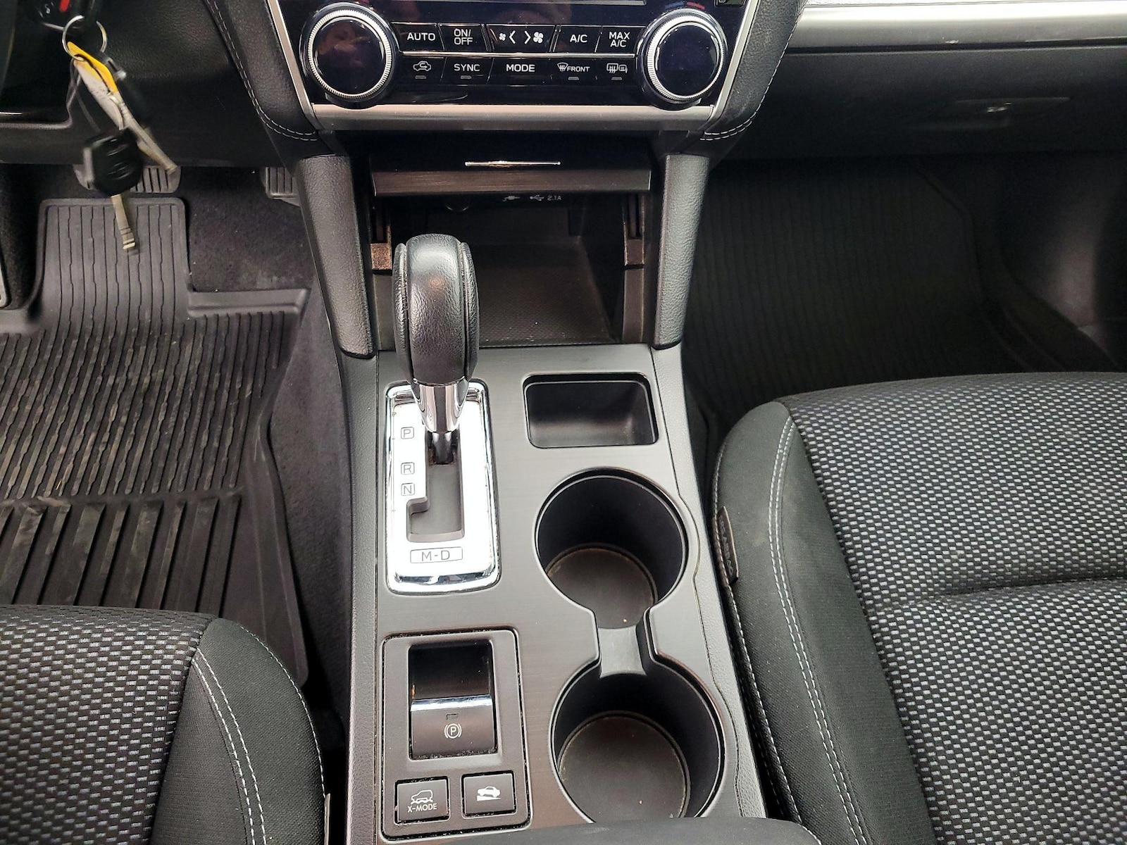 2019 Subaru Outback Premium - Photo 18
