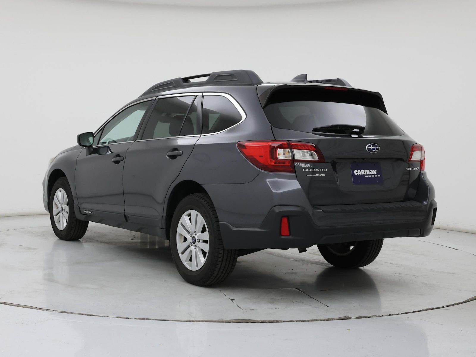 2019 Subaru Outback Premium - Photo 3