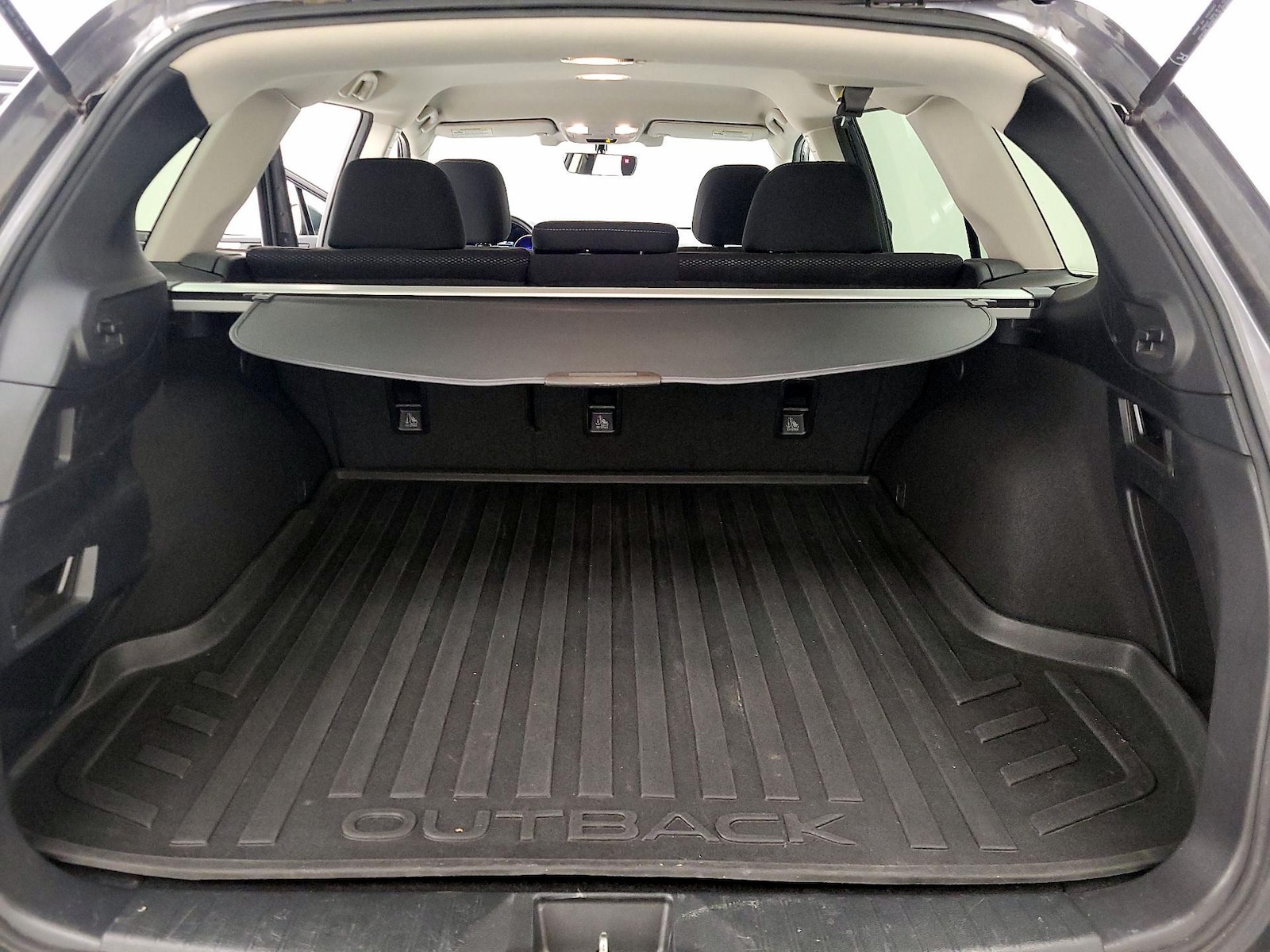 2019 Subaru Outback Premium - Photo 21