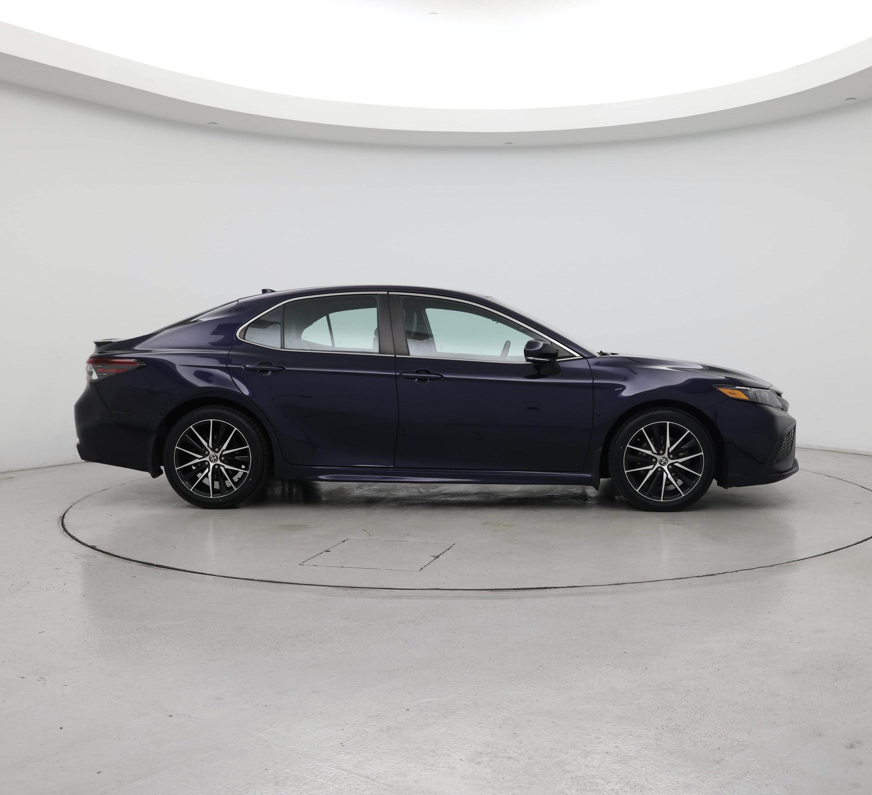Thumbnail: 2022 Toyota Camry - 7