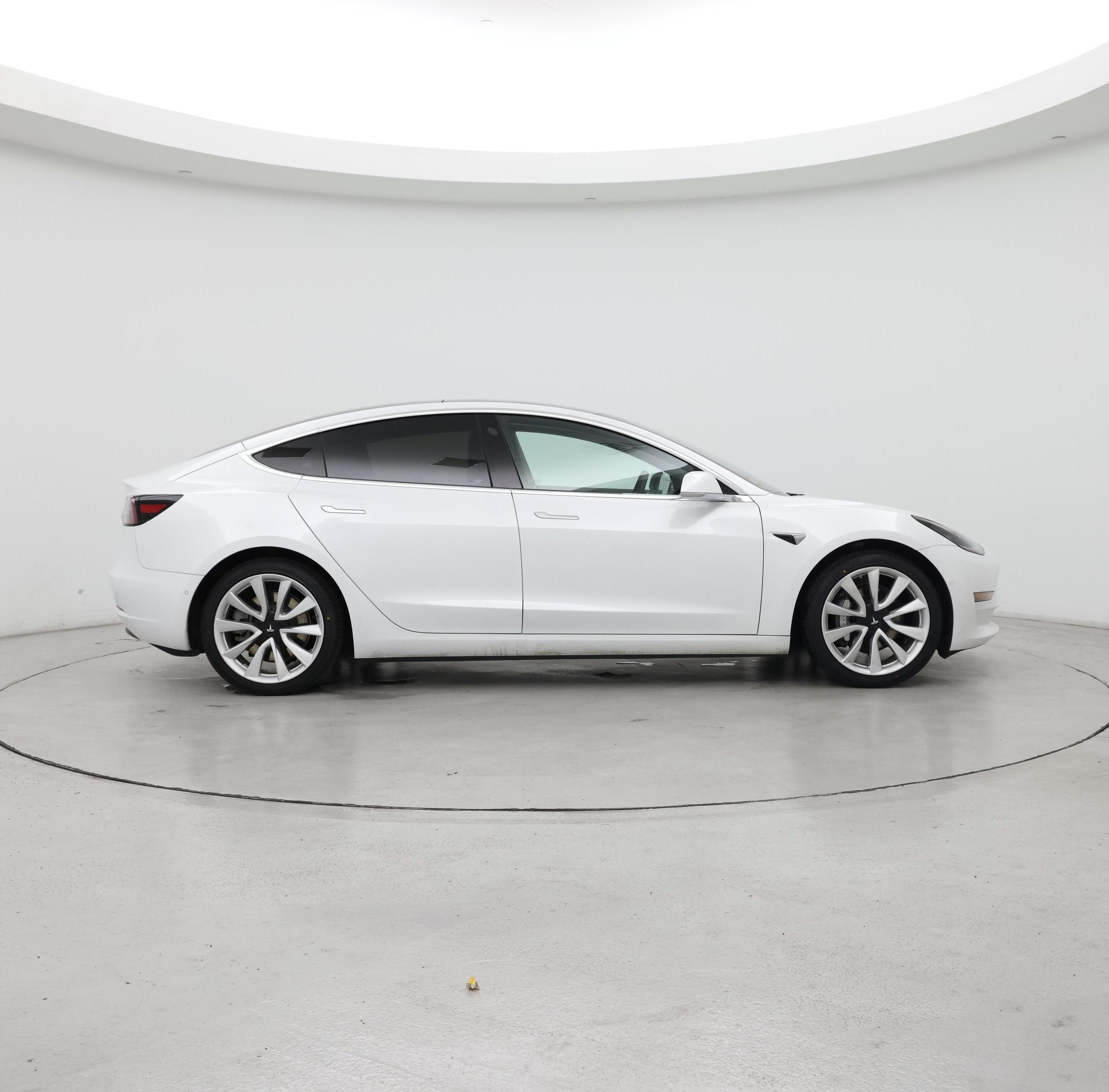 Thumbnail: 2020 Tesla Model 3 - 7