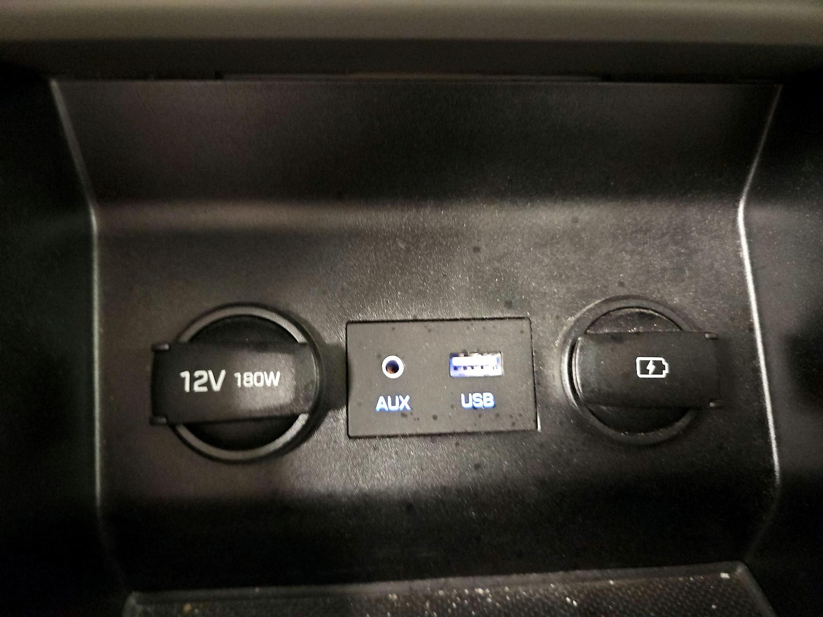 2020 Hyundai Elantra SEL - Photo 19