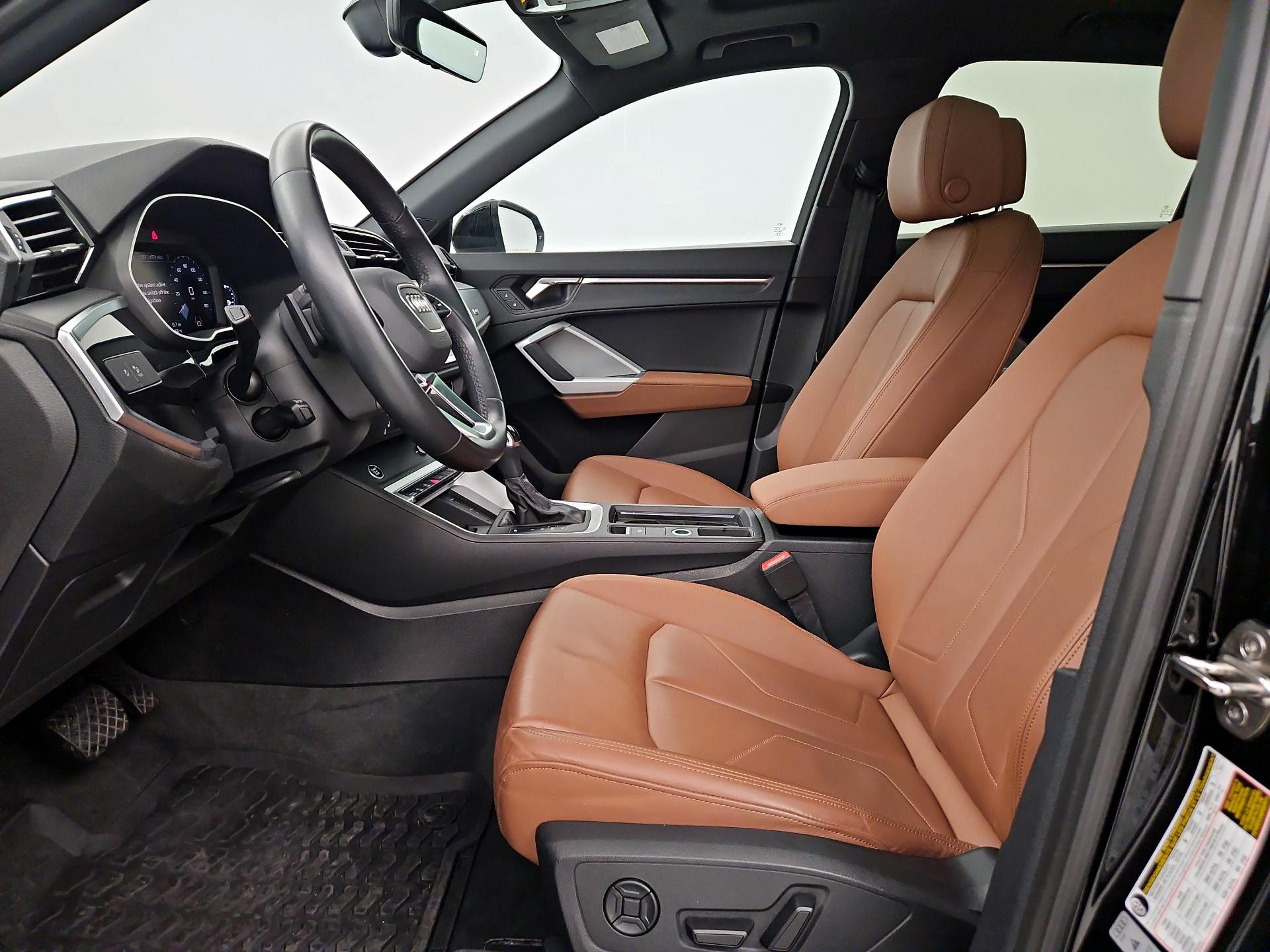 Thumbnail: 2024 Audi Q3 - 11