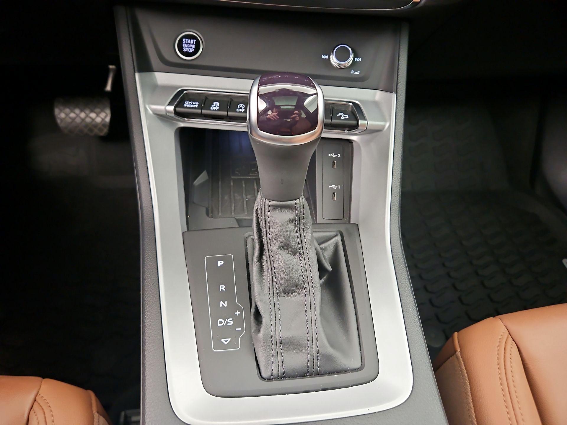 Thumbnail: 2024 Audi Q3 - 17