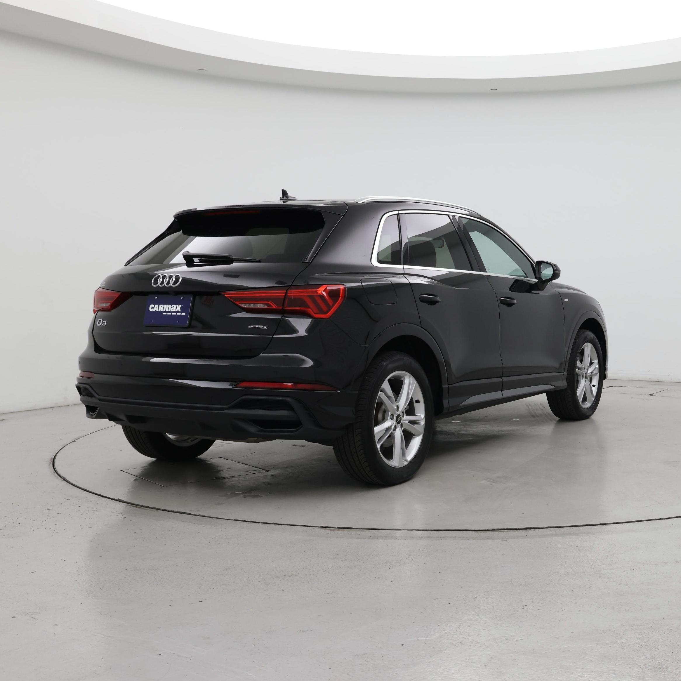 Thumbnail: 2024 Audi Q3 - 8
