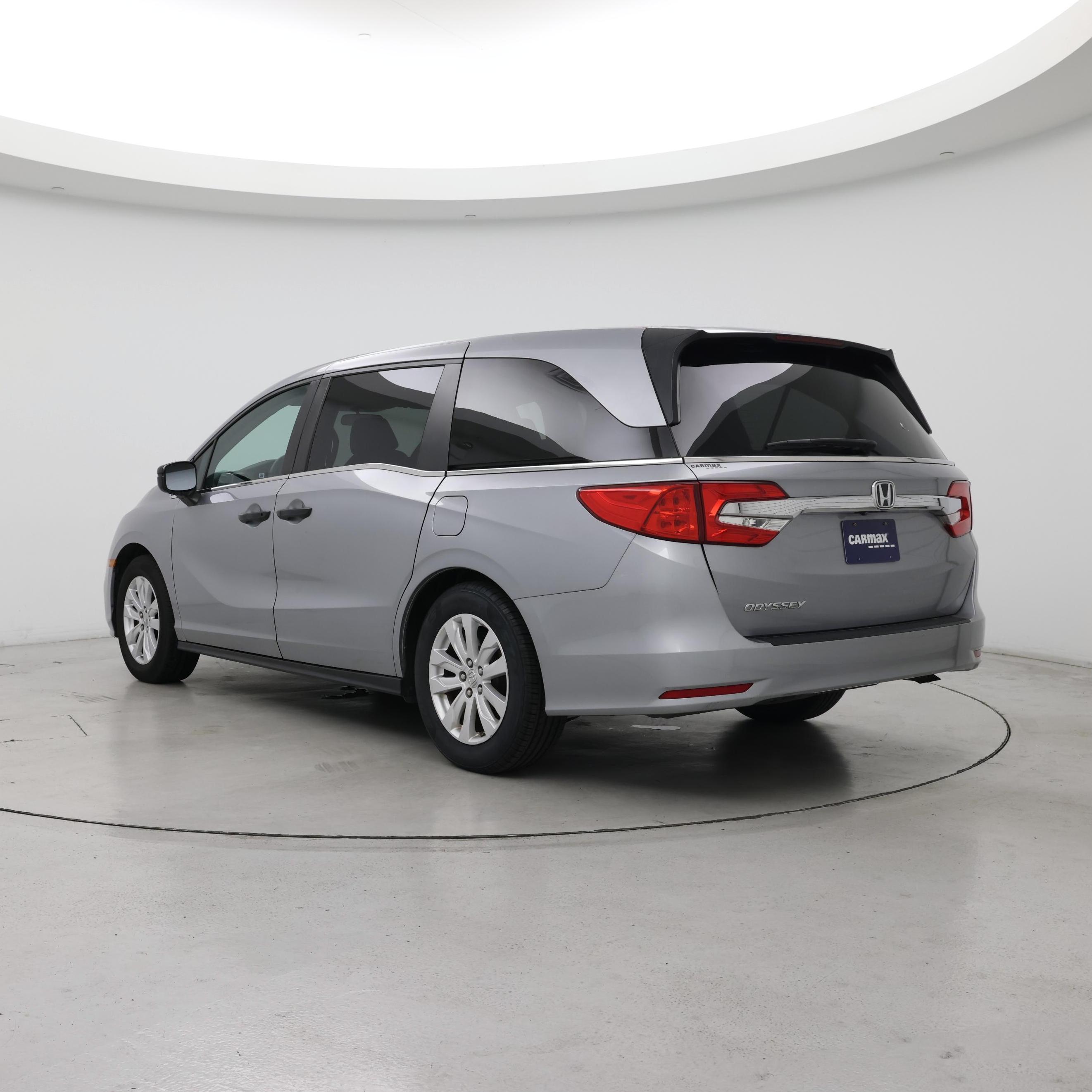 Thumbnail: 2018 Honda Odyssey - 2