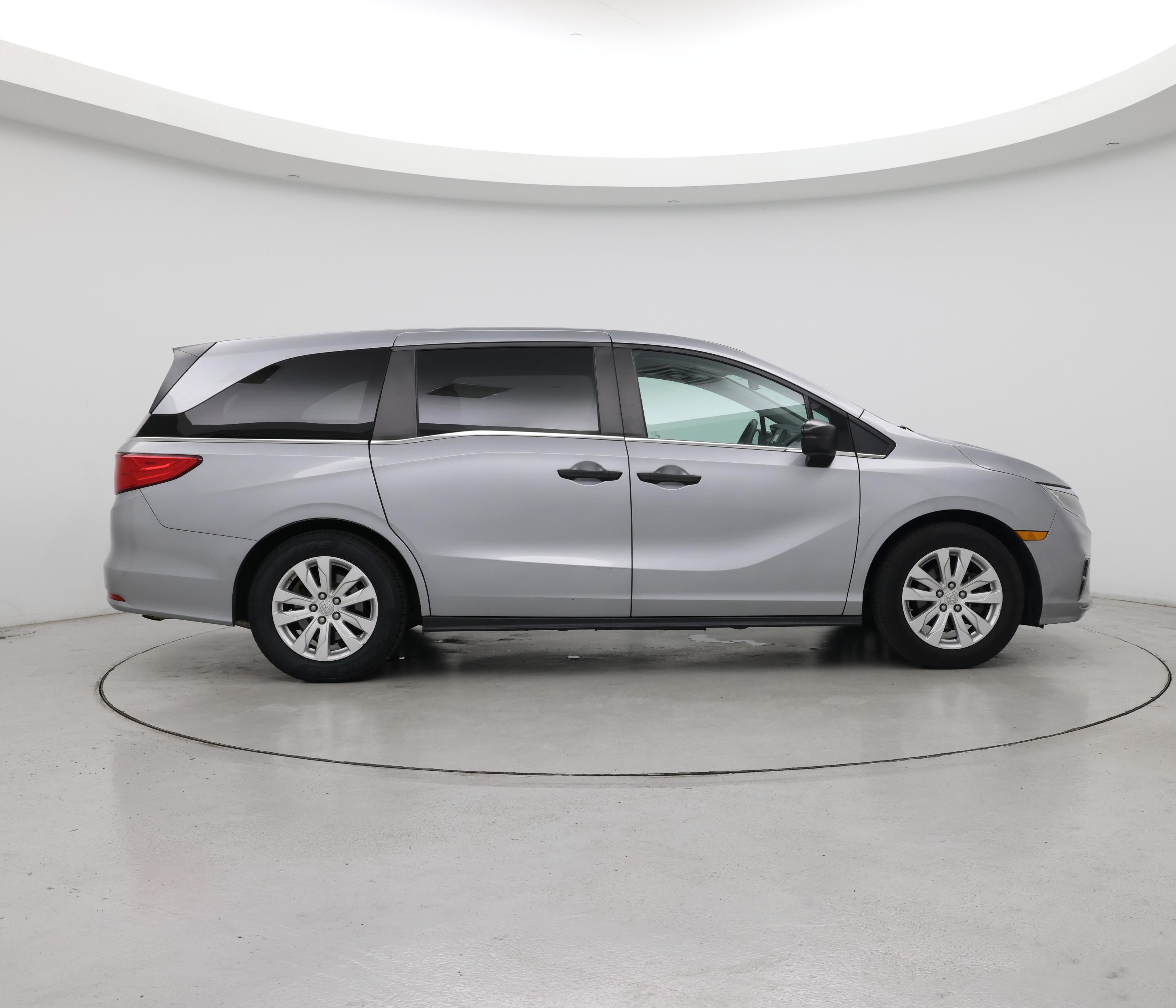 Thumbnail: 2018 Honda Odyssey - 7
