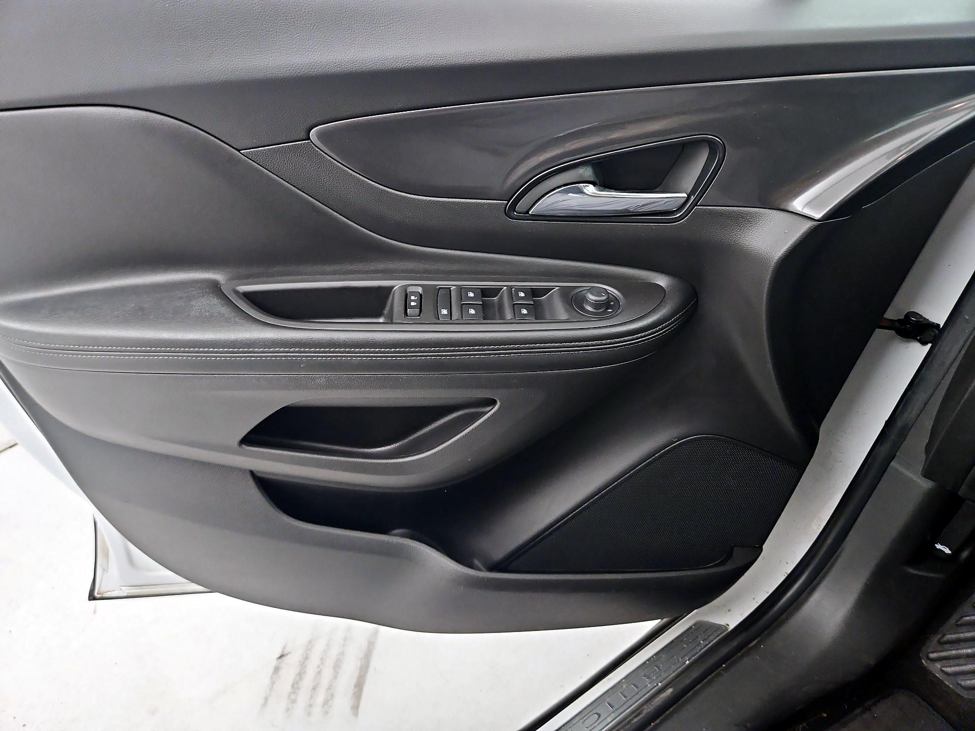 Thumbnail: 2018 Buick Encore - 12