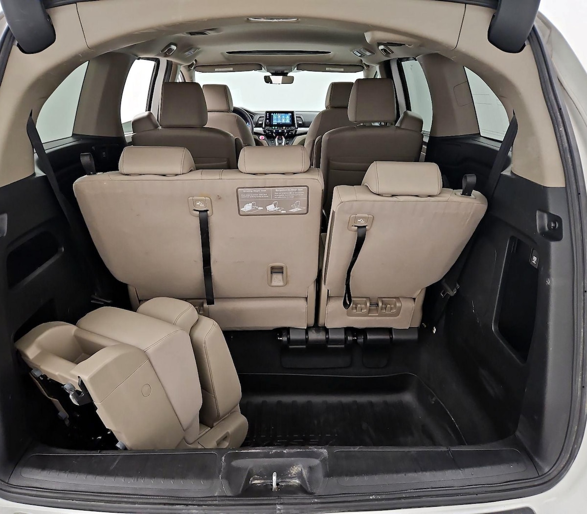 Trunk/Cargo (Seats Up)