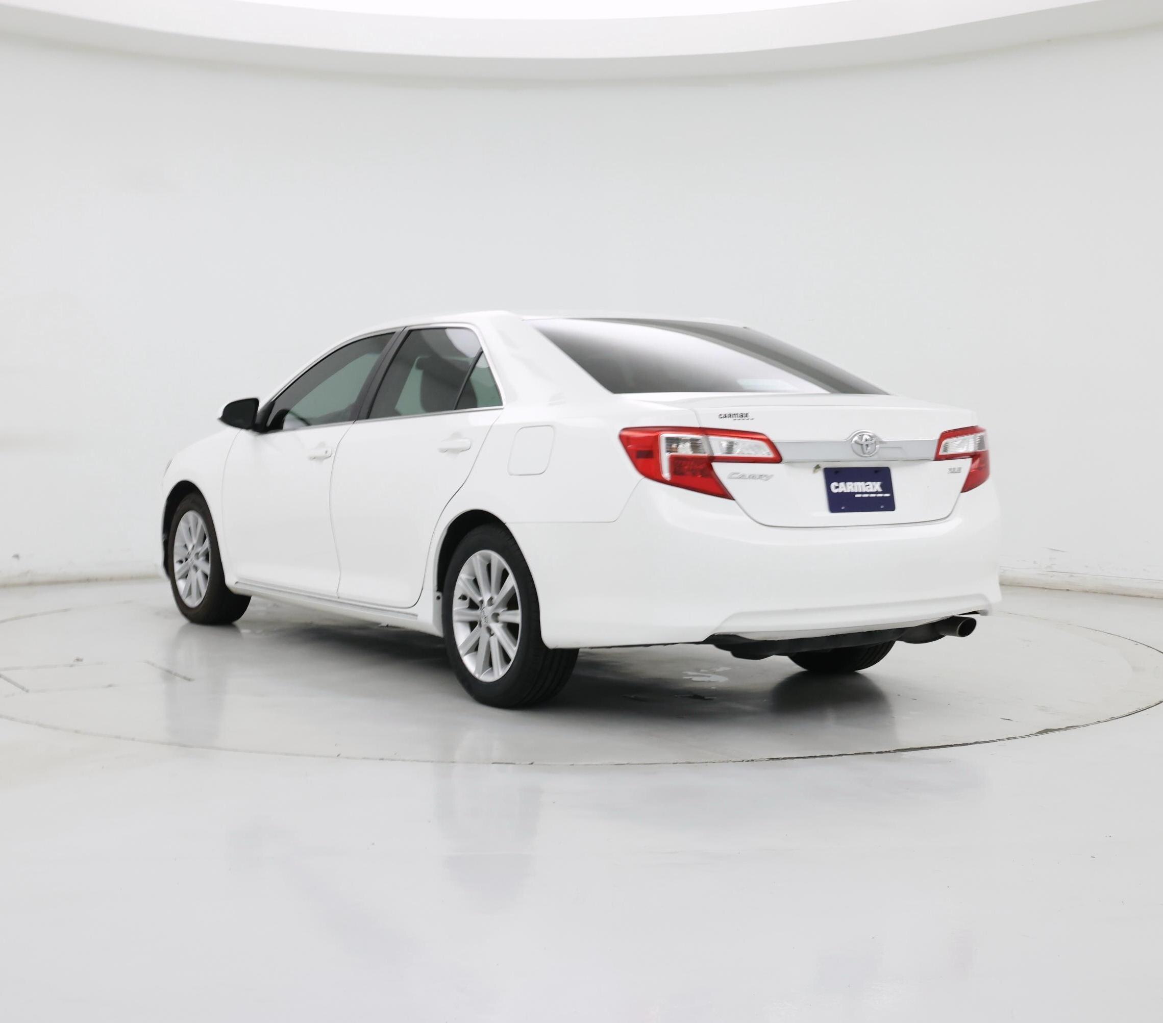 Thumbnail: 2014 Toyota Camry - 2