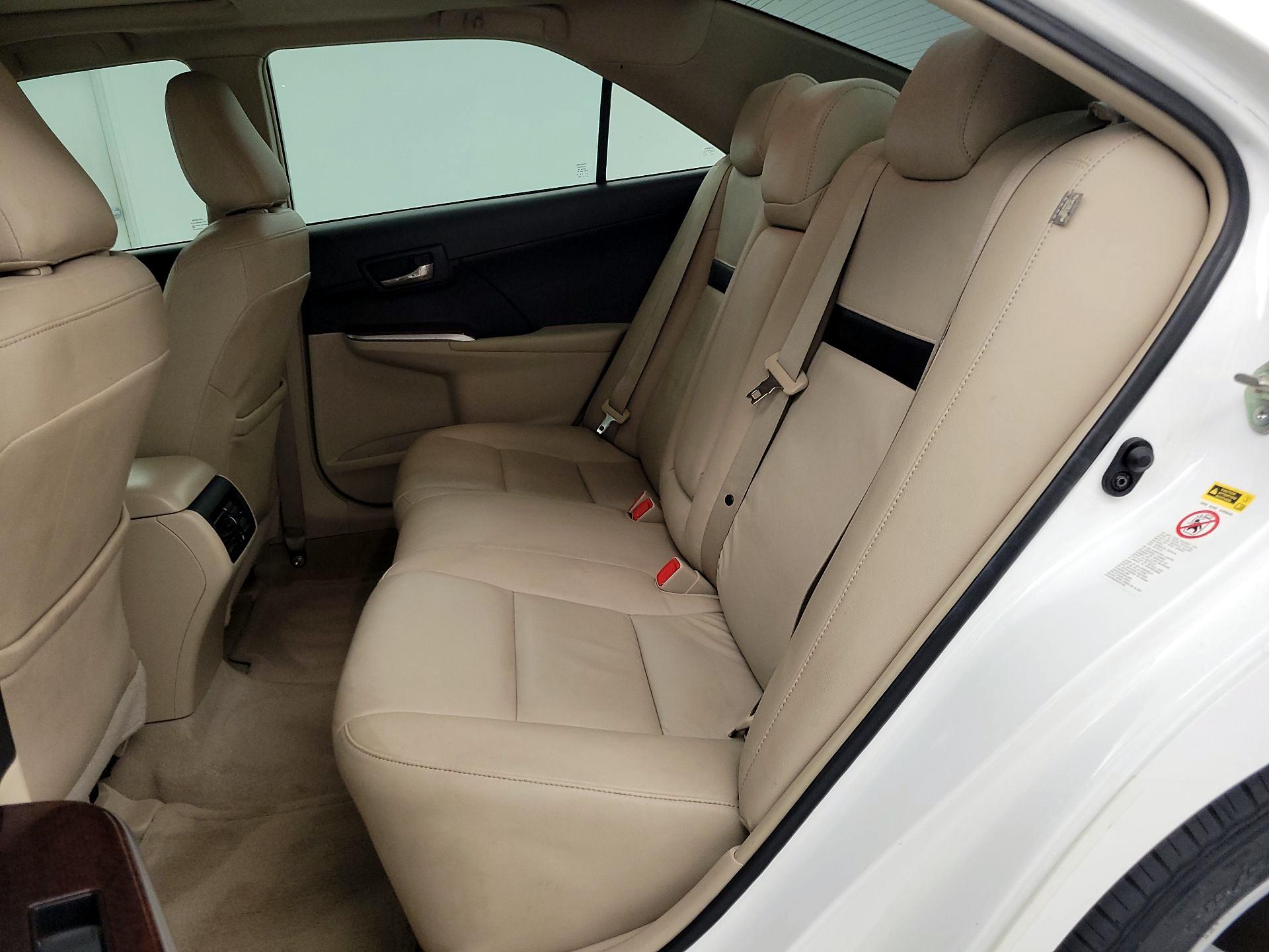 Thumbnail: 2014 Toyota Camry - 19