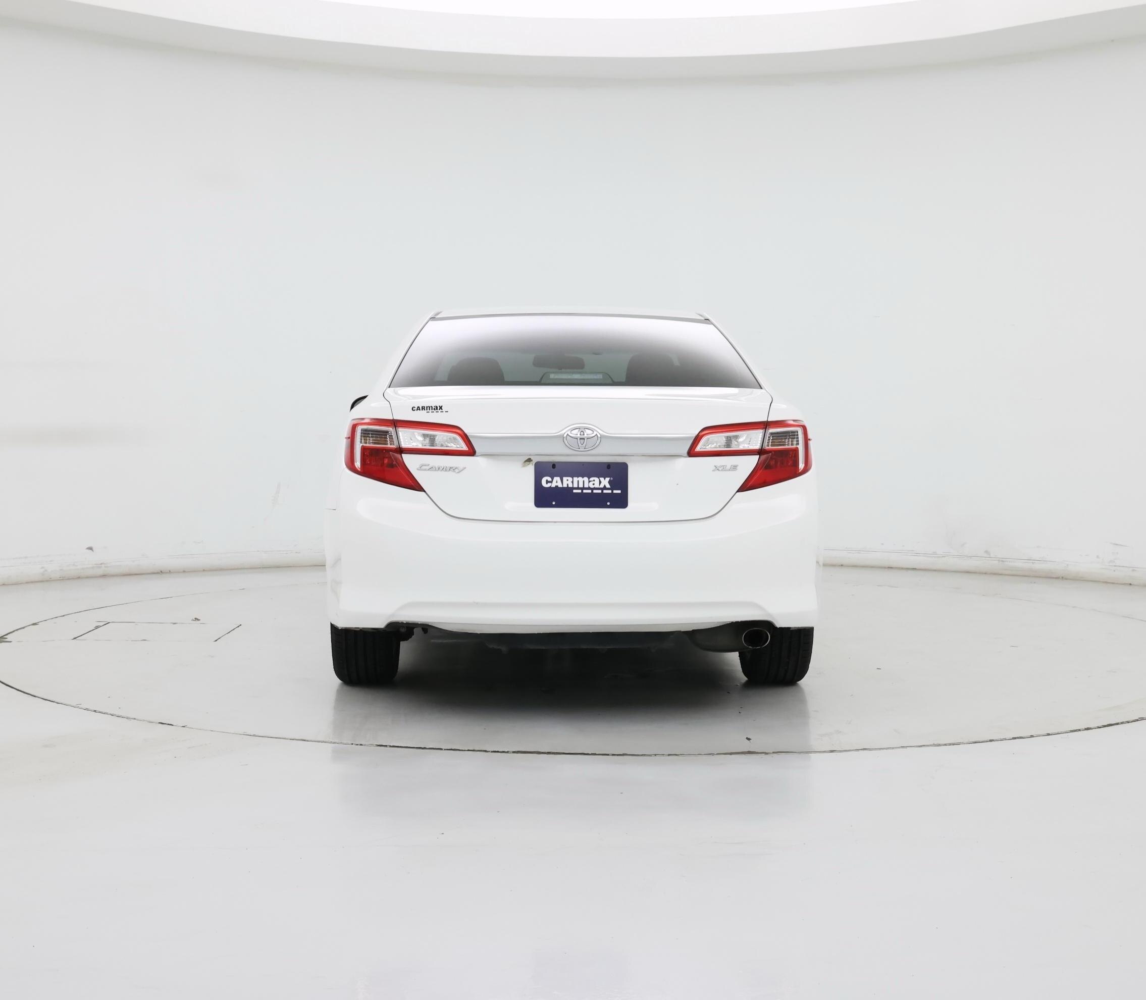 Thumbnail: 2014 Toyota Camry - 6