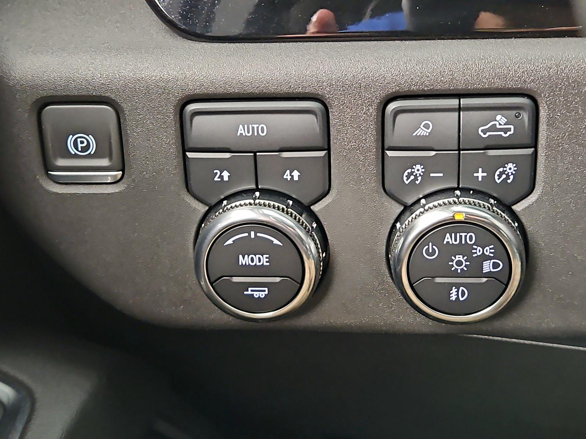 Thumbnail: 2024 GMC Sierra 1500 - 13
