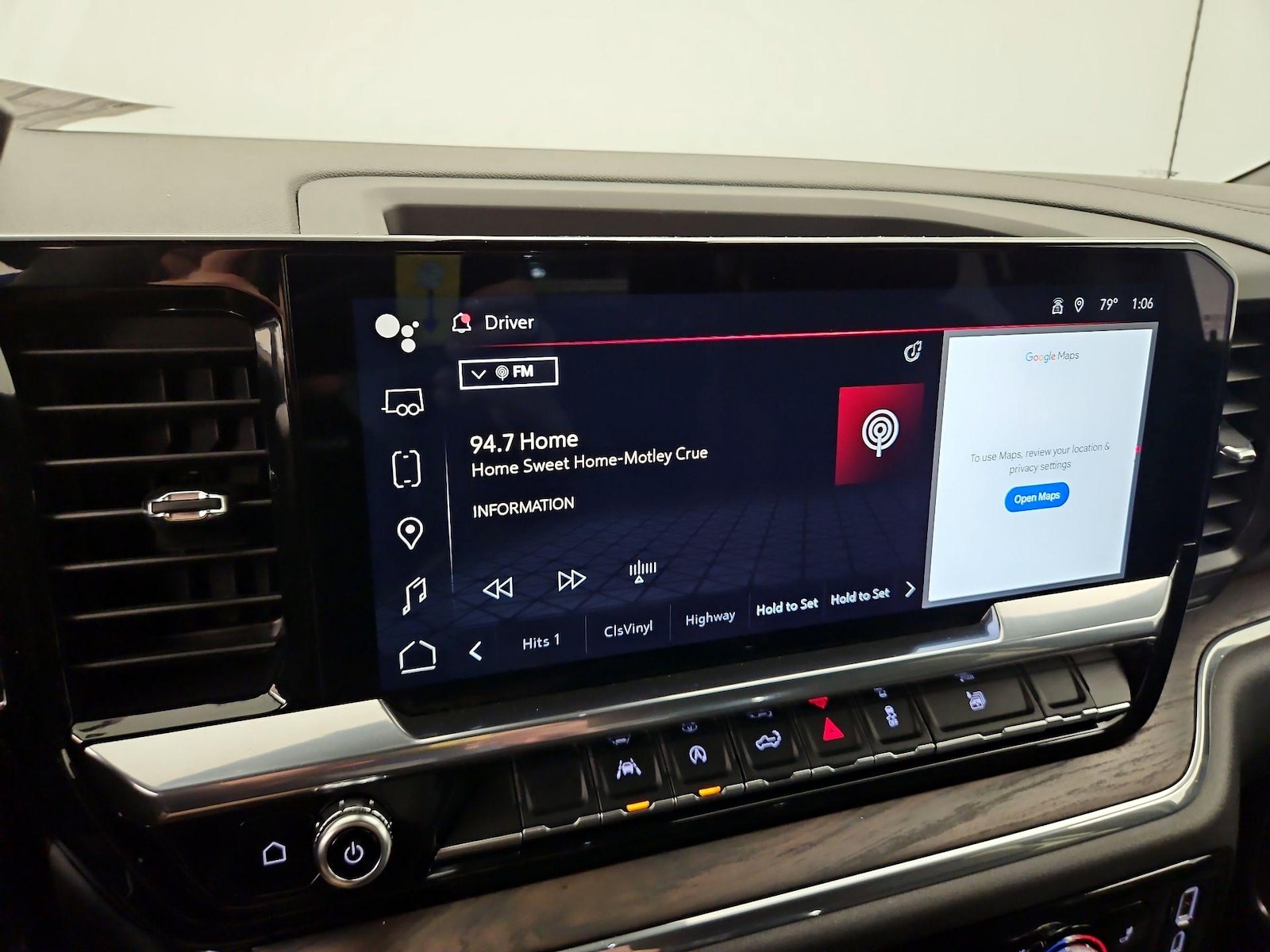 2024 GMC Sierra 1500 SLT - Photo 16