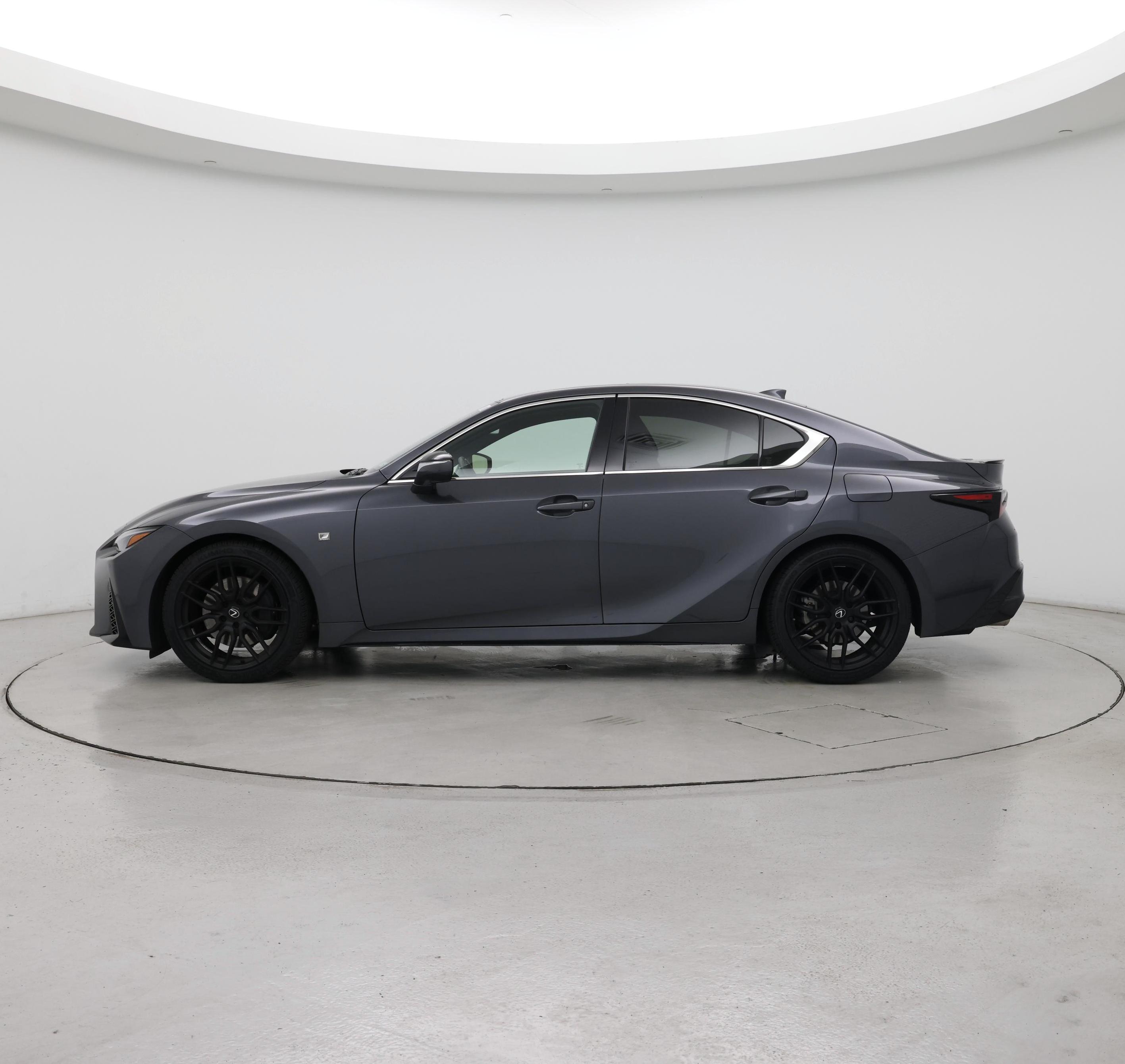 Thumbnail: 2023 Lexus IS - 3