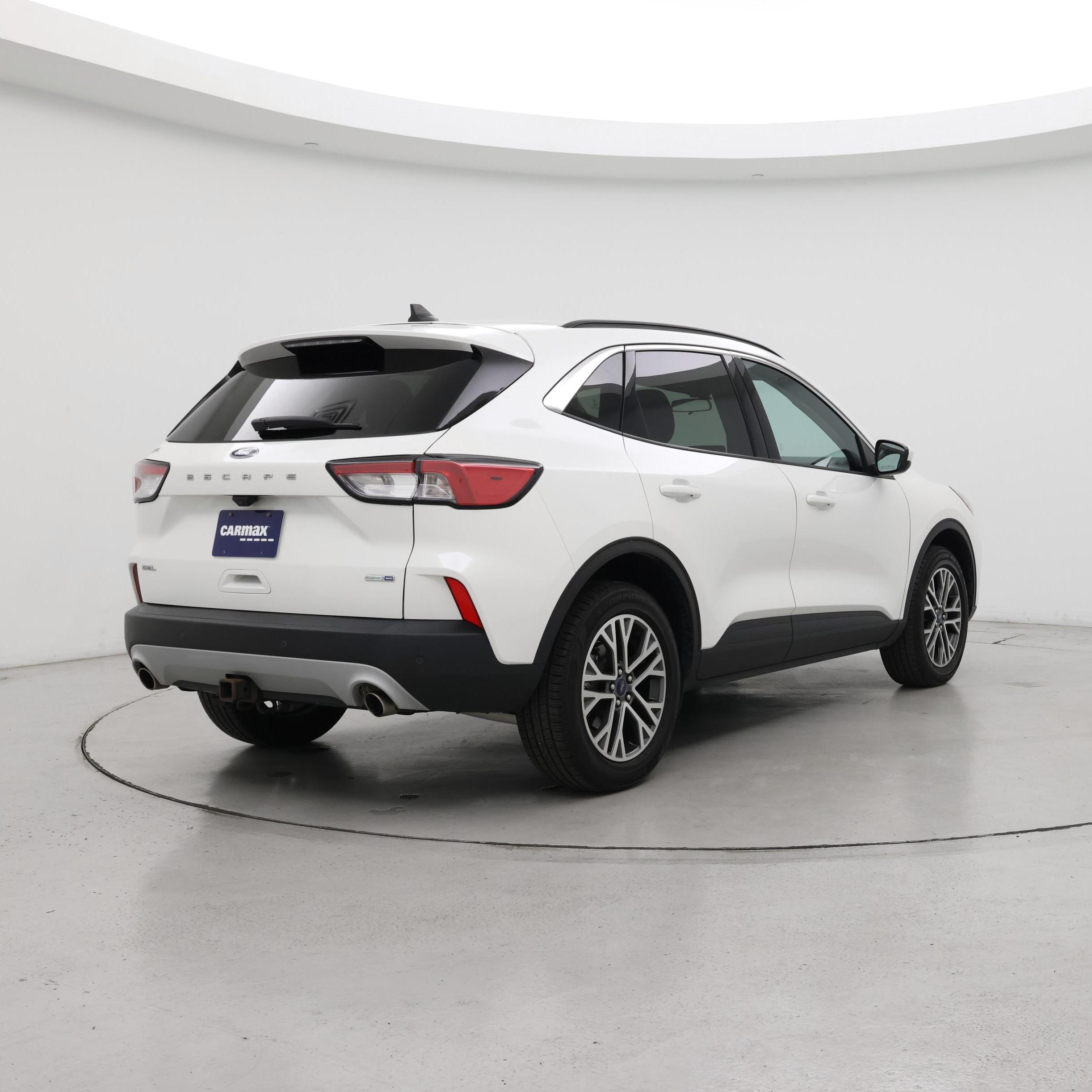 Thumbnail: 2020 Ford Escape - 8