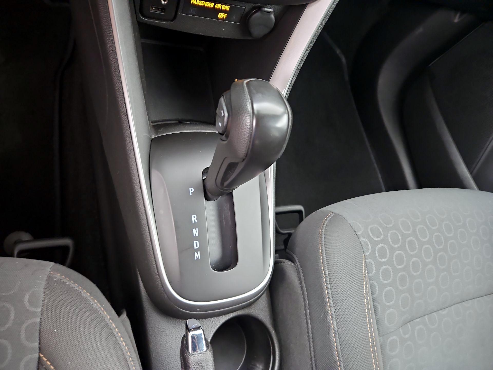Thumbnail: 2020 Chevrolet Trax - 17
