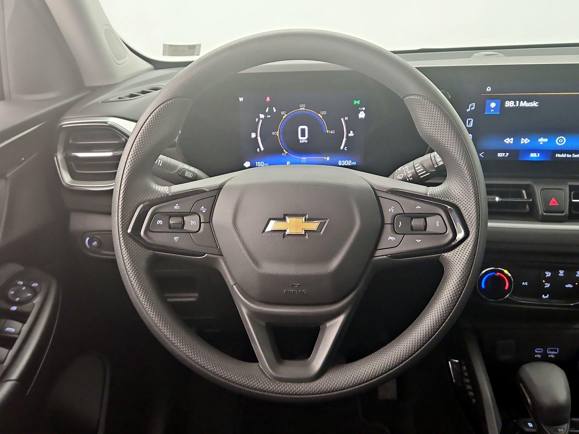 Thumbnail: 2024 Chevrolet TrailBlazer - 10