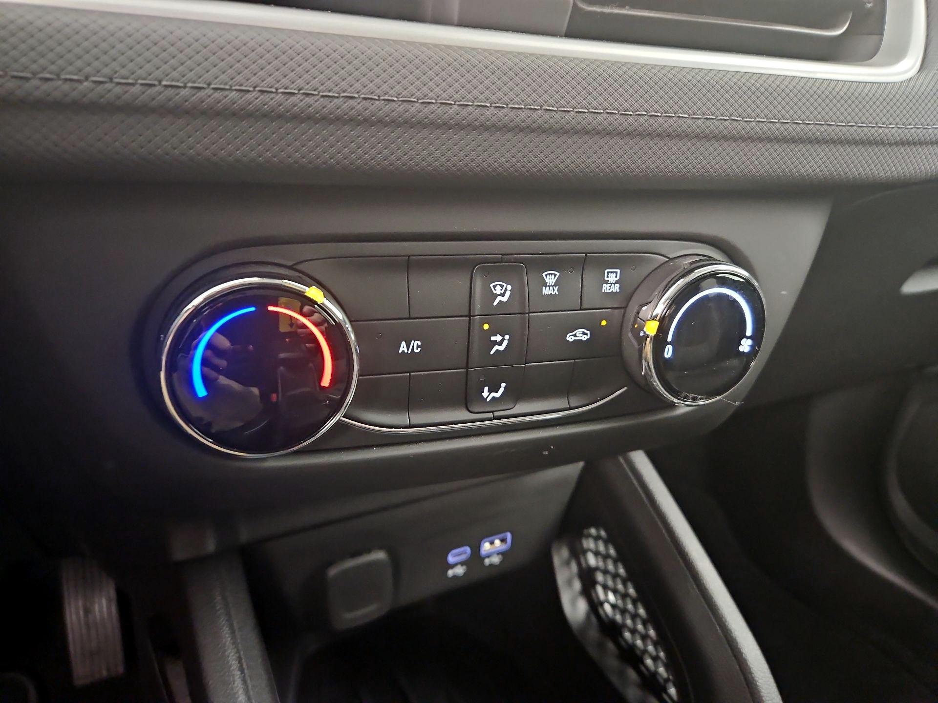 Thumbnail: 2024 Chevrolet TrailBlazer - 16
