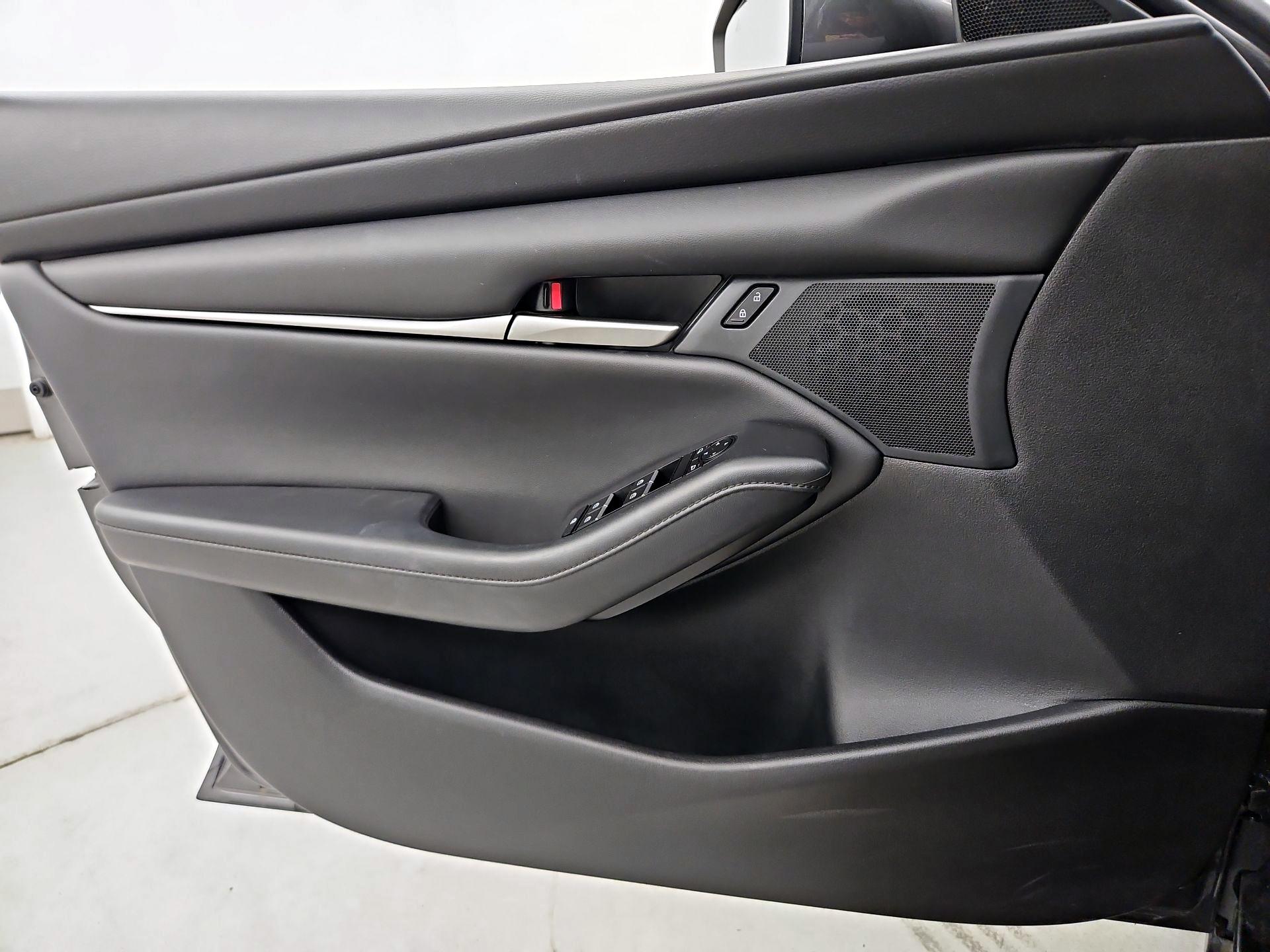 Thumbnail: 2023 Mazda Mazda3 - 12