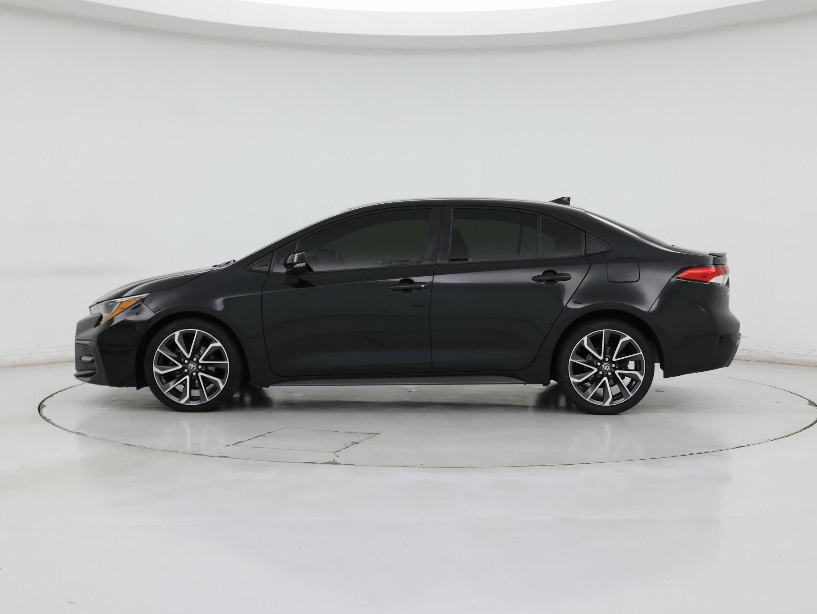 Thumbnail: 2021 Toyota Corolla - 3