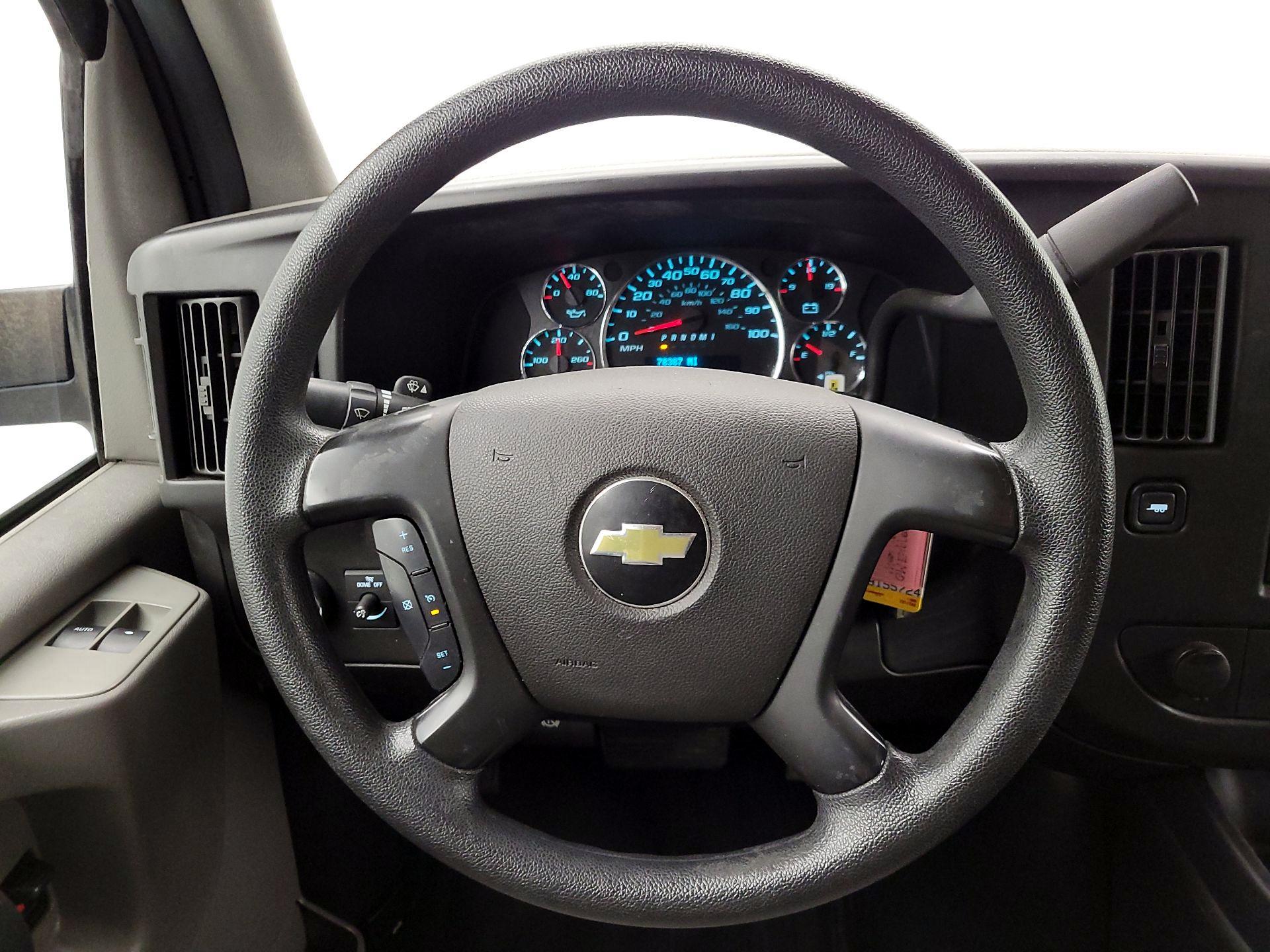 Thumbnail: 2015 Chevrolet Express - 10