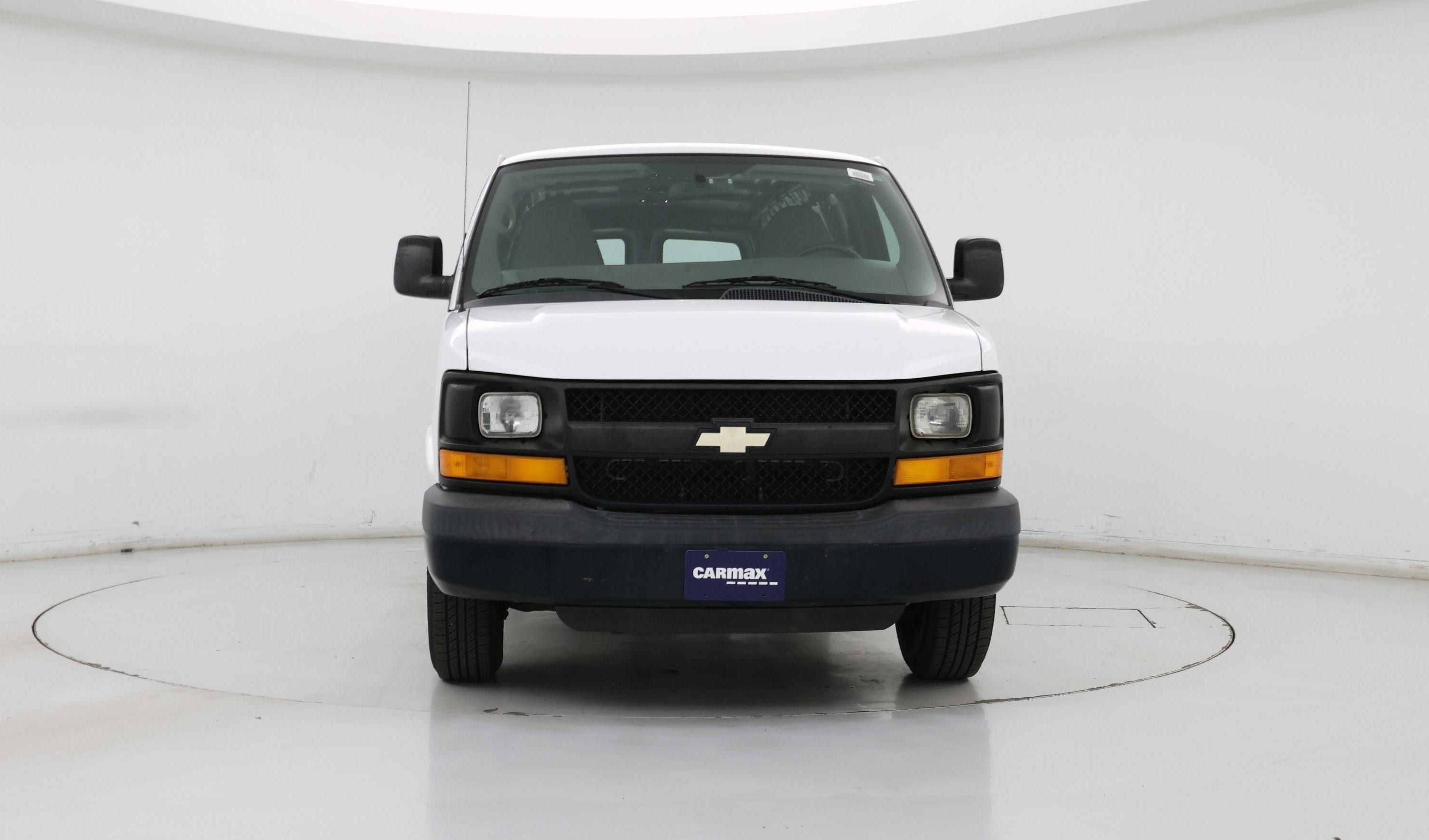 Thumbnail: 2015 Chevrolet Express - 5