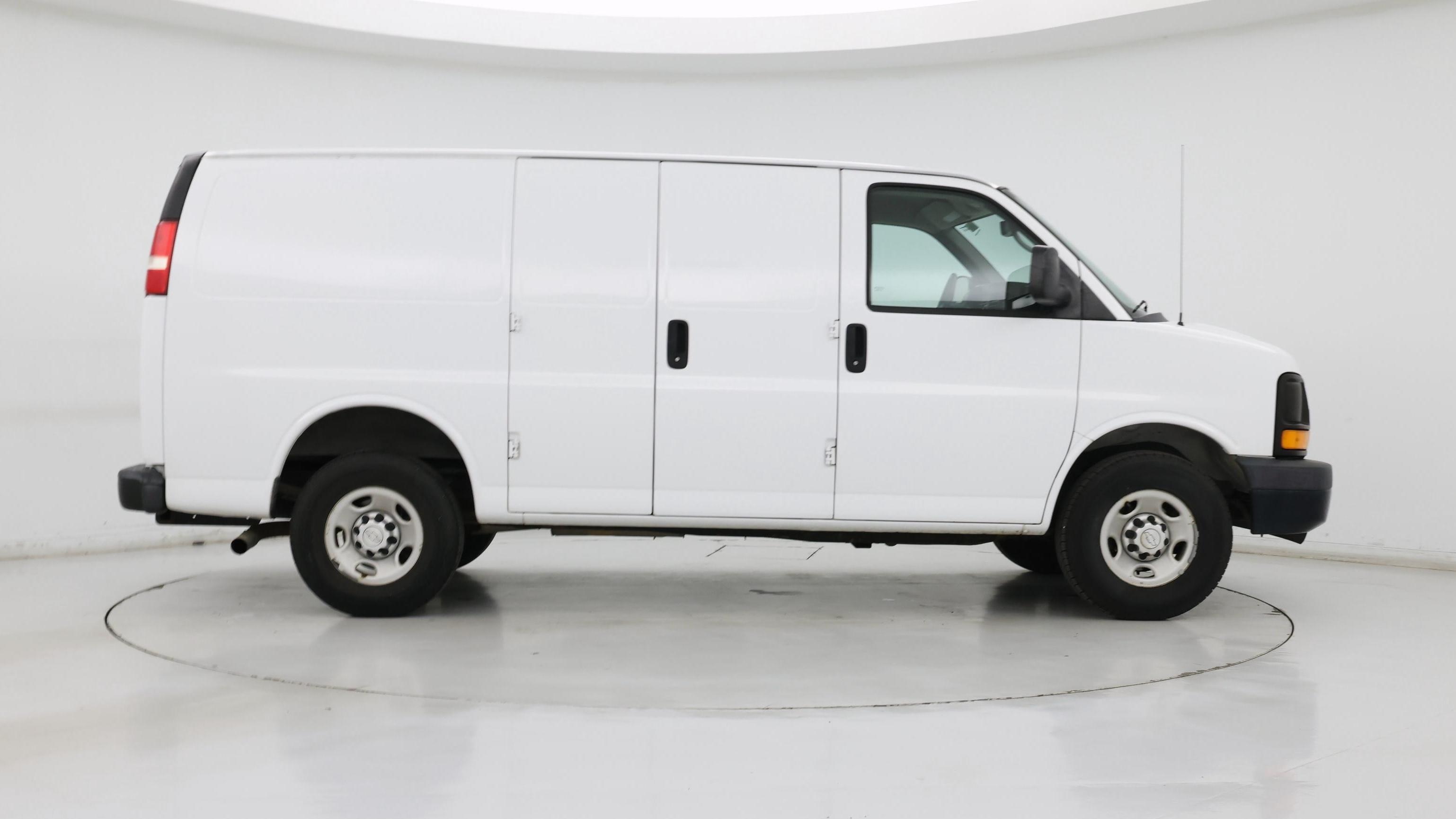 Thumbnail: 2015 Chevrolet Express - 7