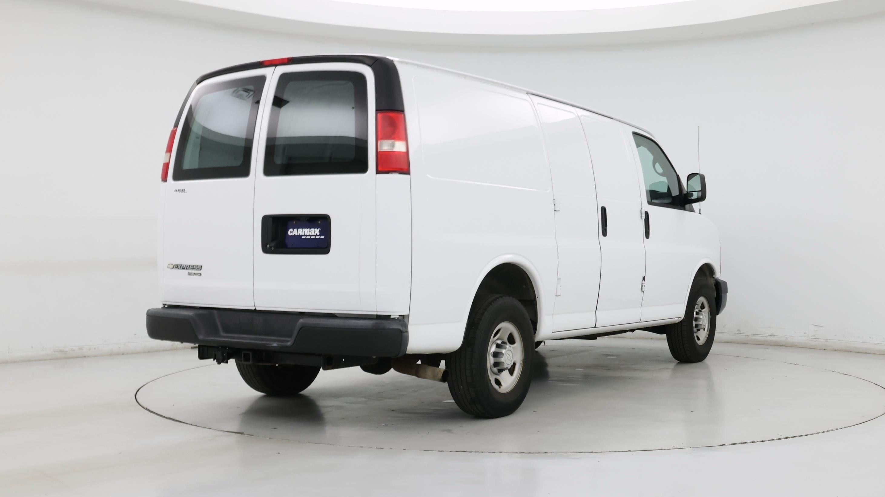 Thumbnail: 2015 Chevrolet Express - 8