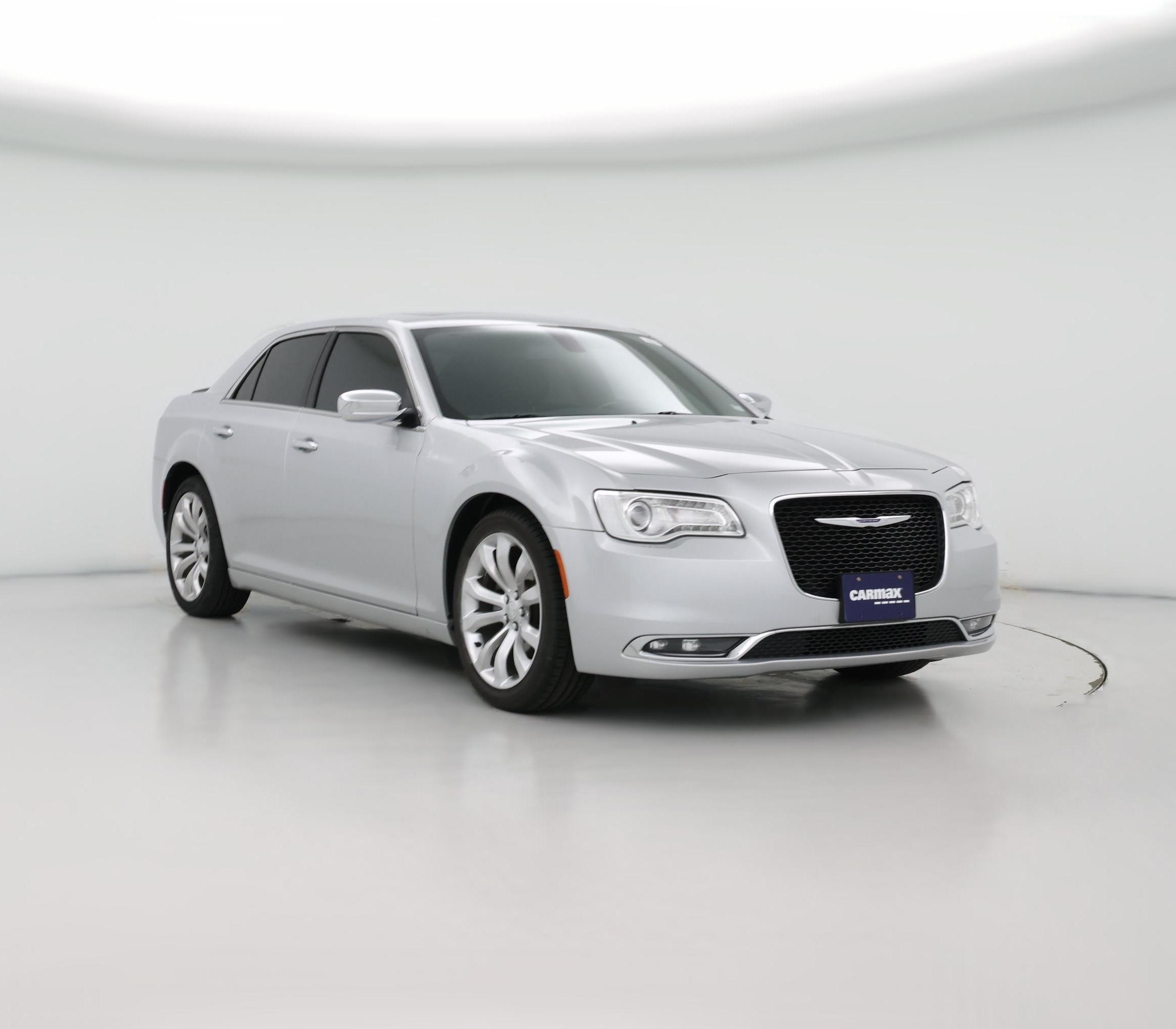 Thumbnail: 2019 Chrysler 300 - 1