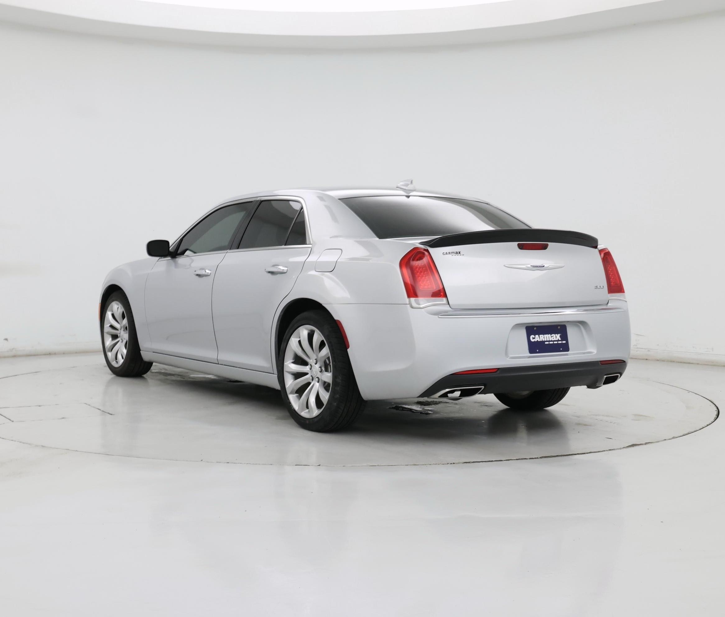 Thumbnail: 2019 Chrysler 300 - 2